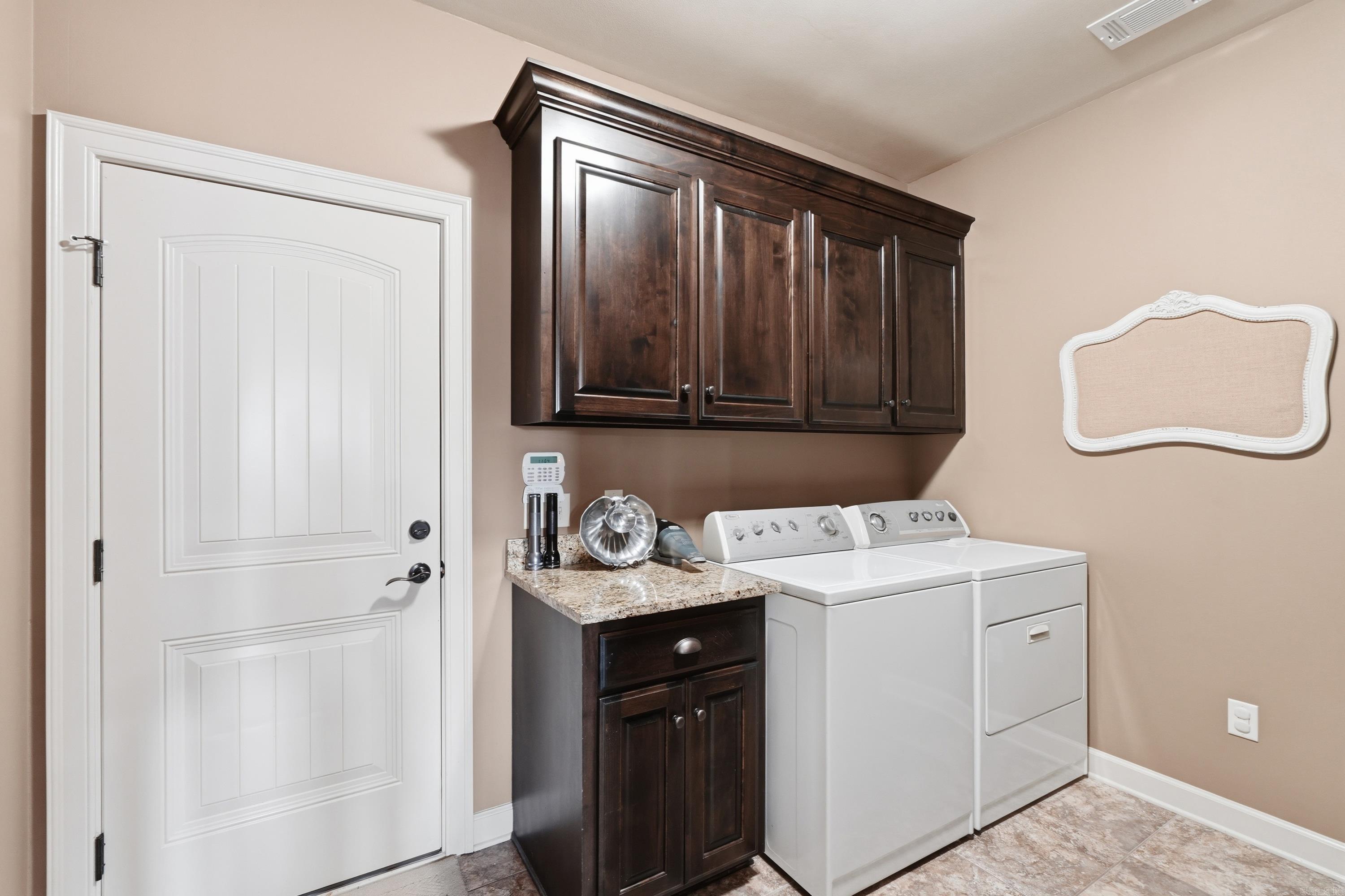 1485 Blackwood Cove