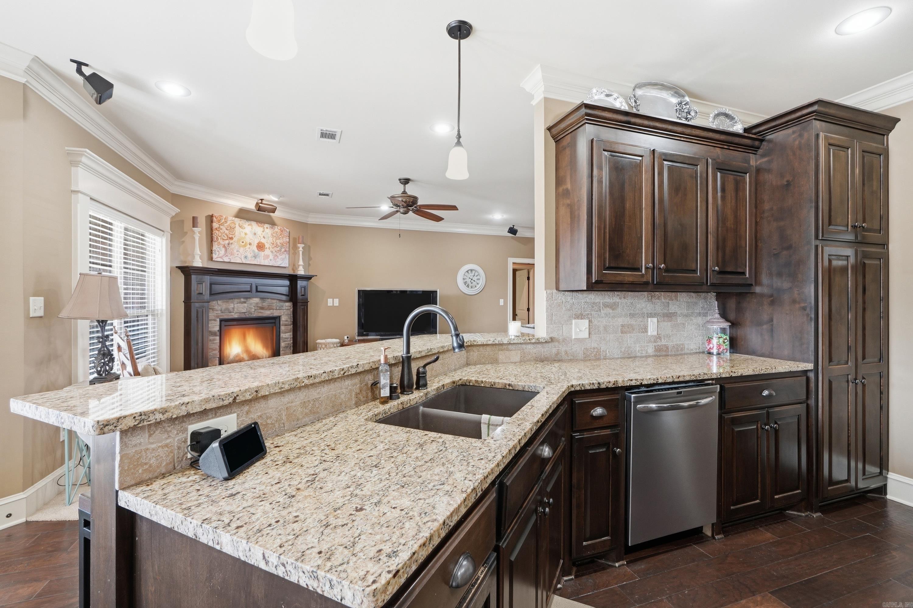 1485 Blackwood Cove