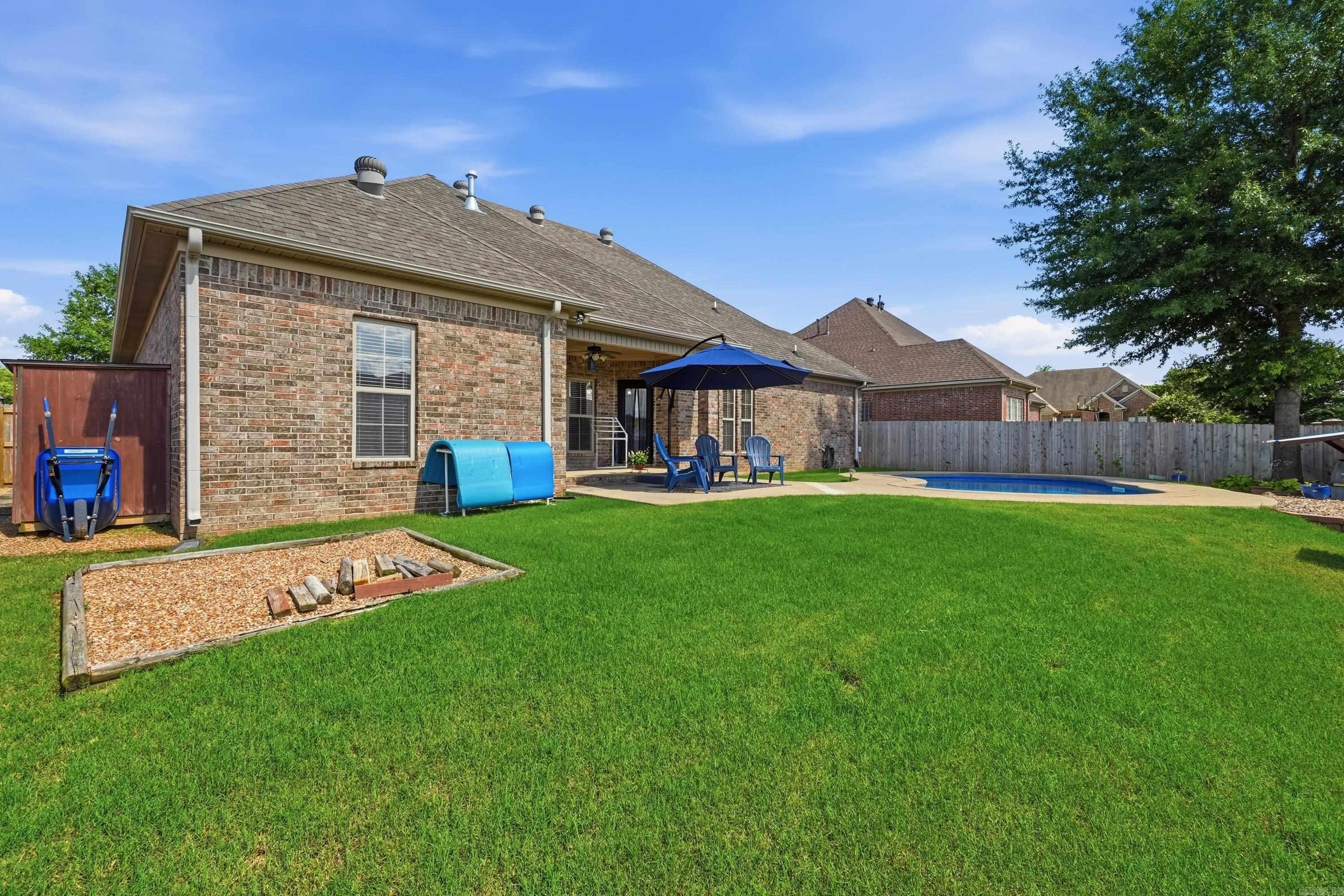 1485 Blackwood Cove