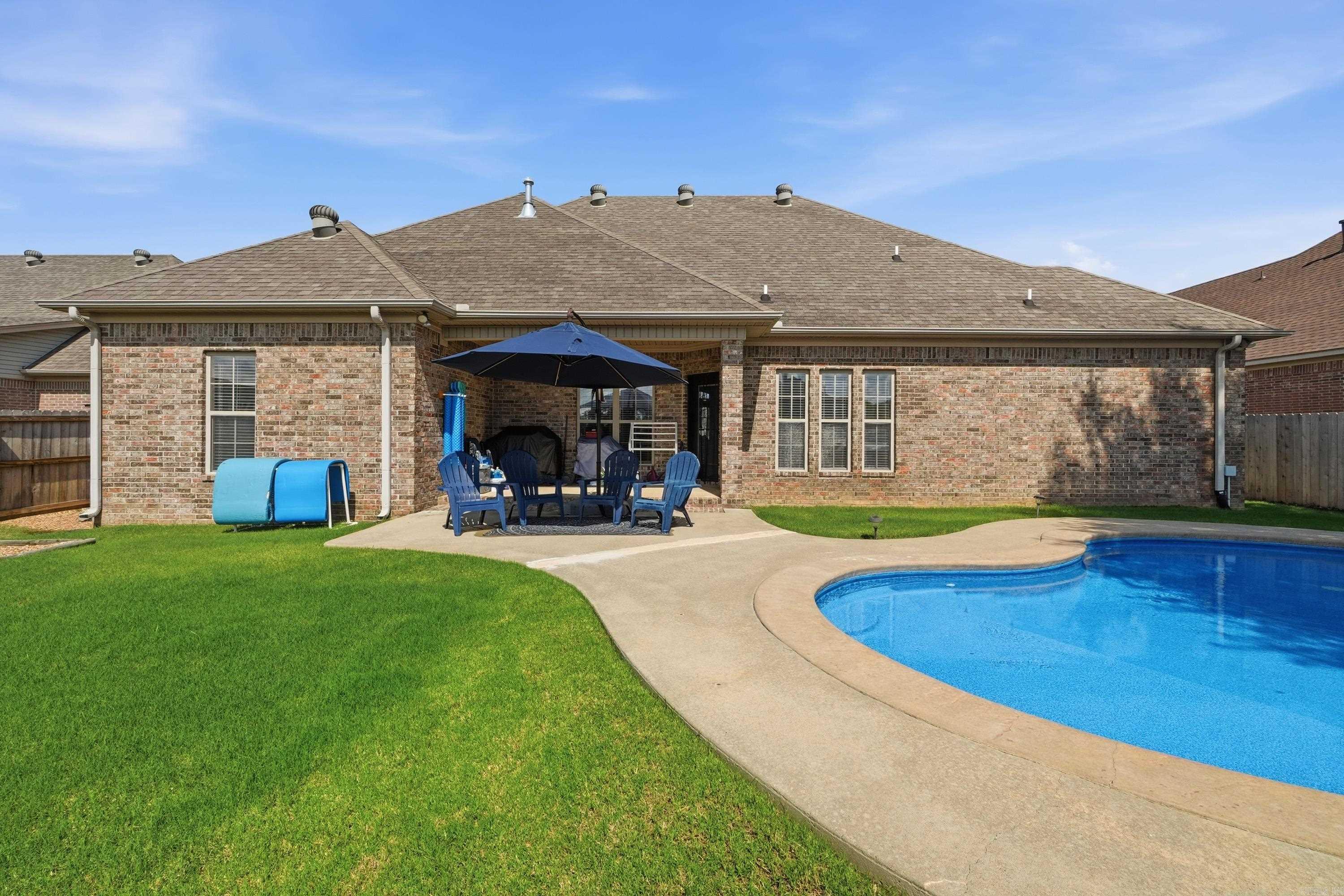 1485 Blackwood Cove