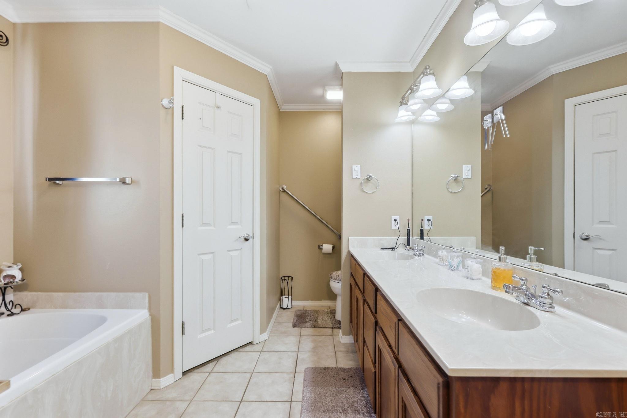 1819 Pleasant Point Circle