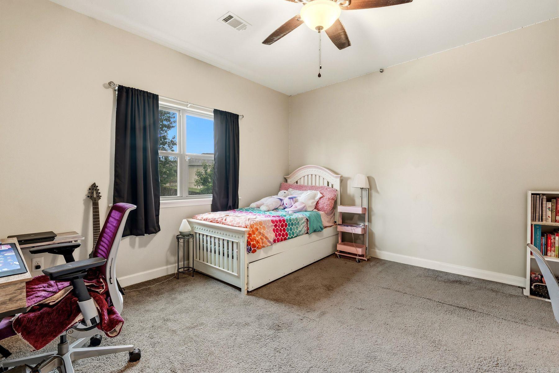 113 Winter Oak Place