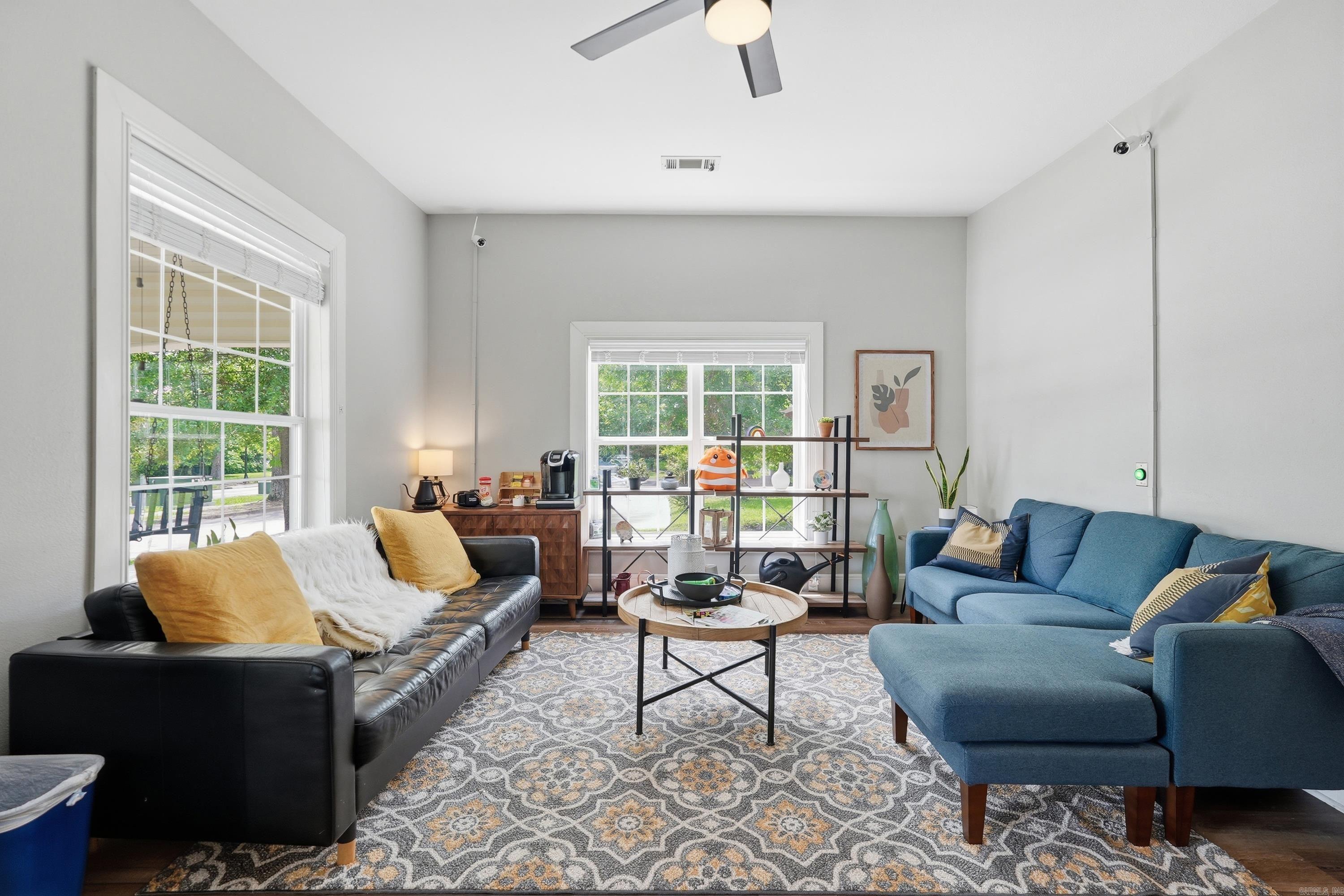 523 LOCUST Avenue