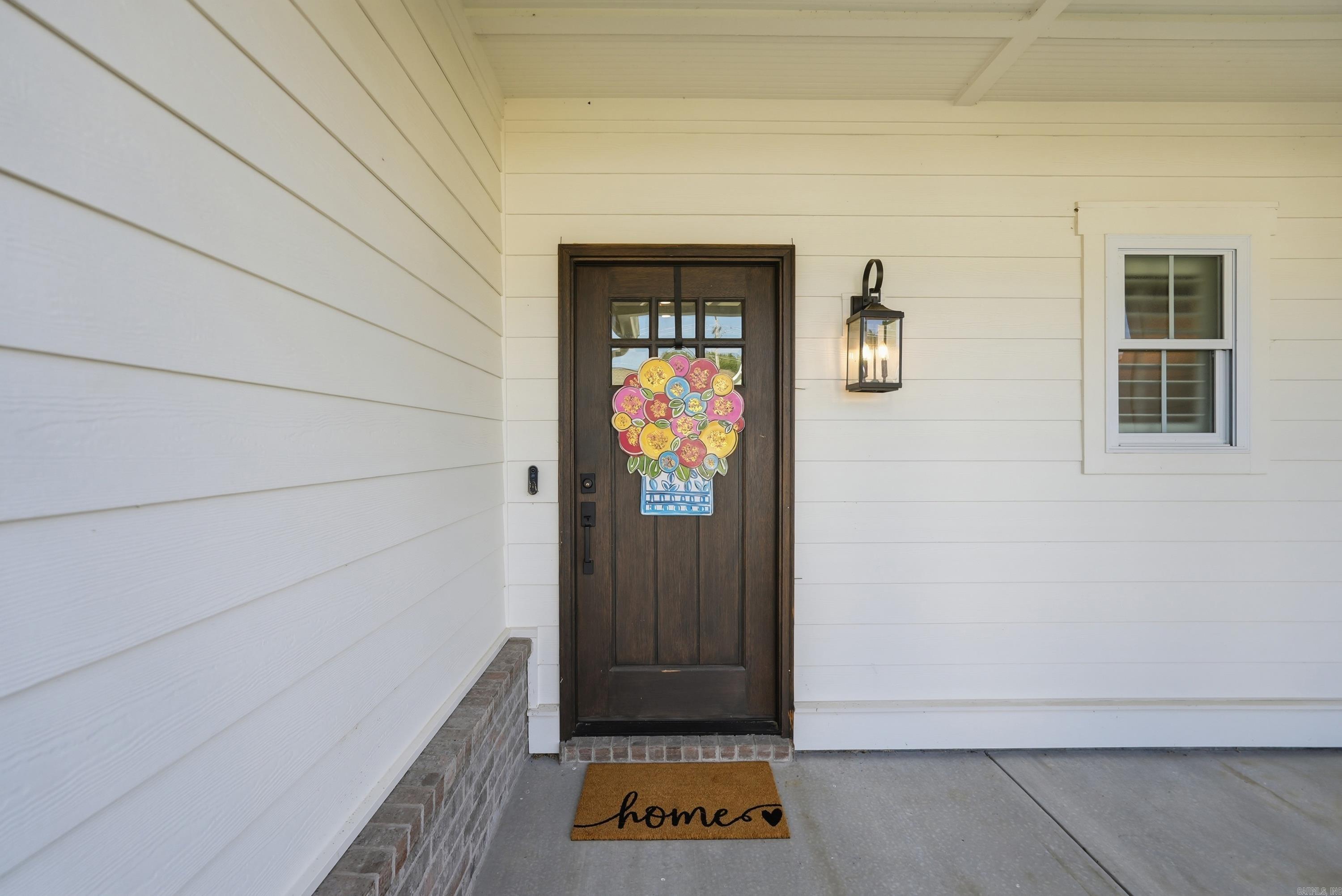 940 Woodland Cove