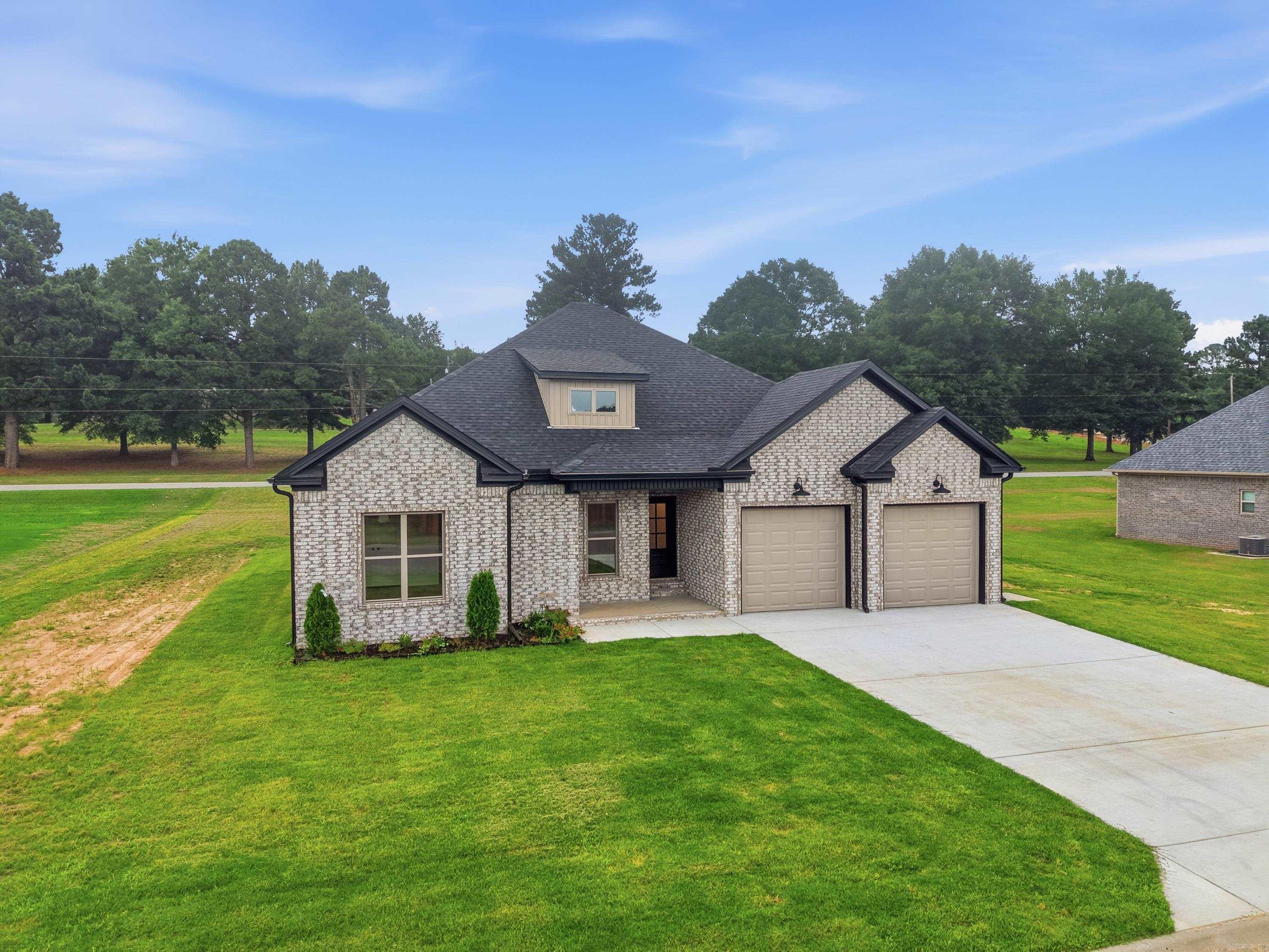 9 Moonlight Drive