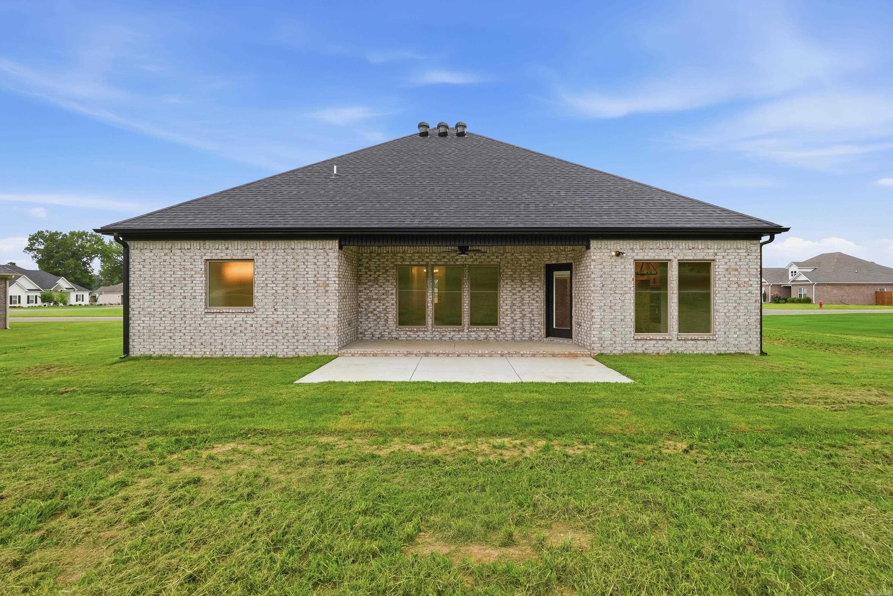 9 Moonlight Drive