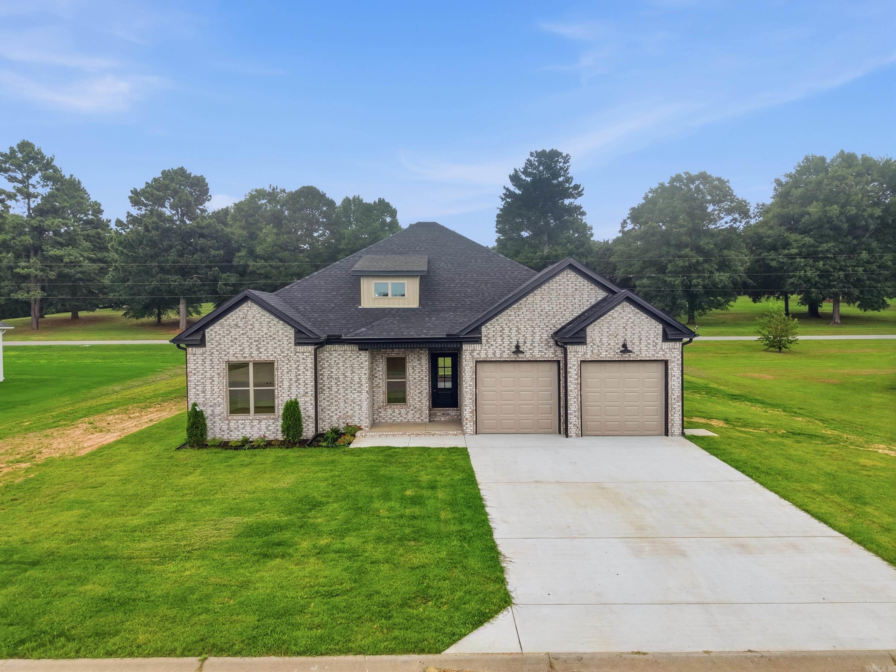 9 Moonlight Drive