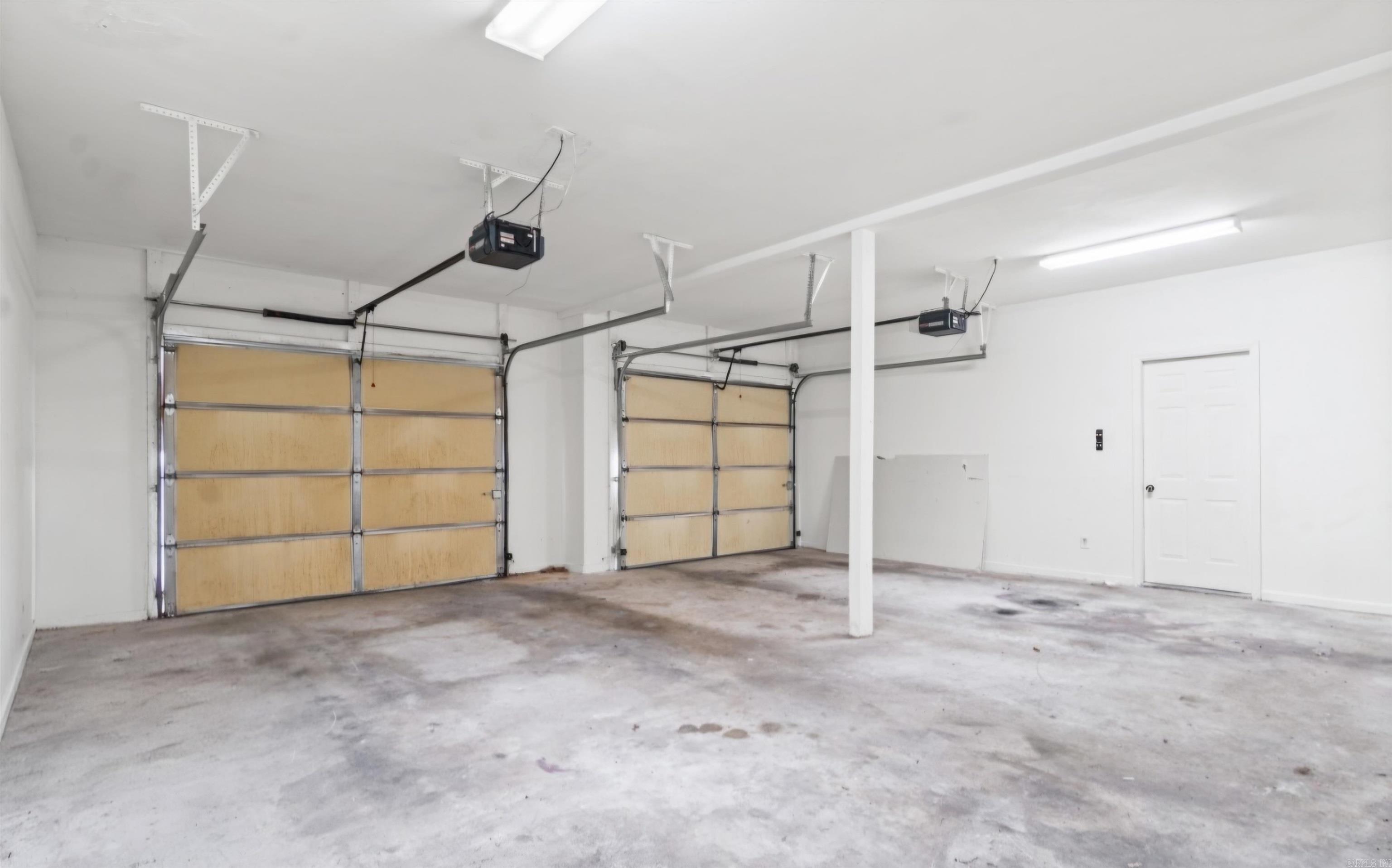 1007 Clinton