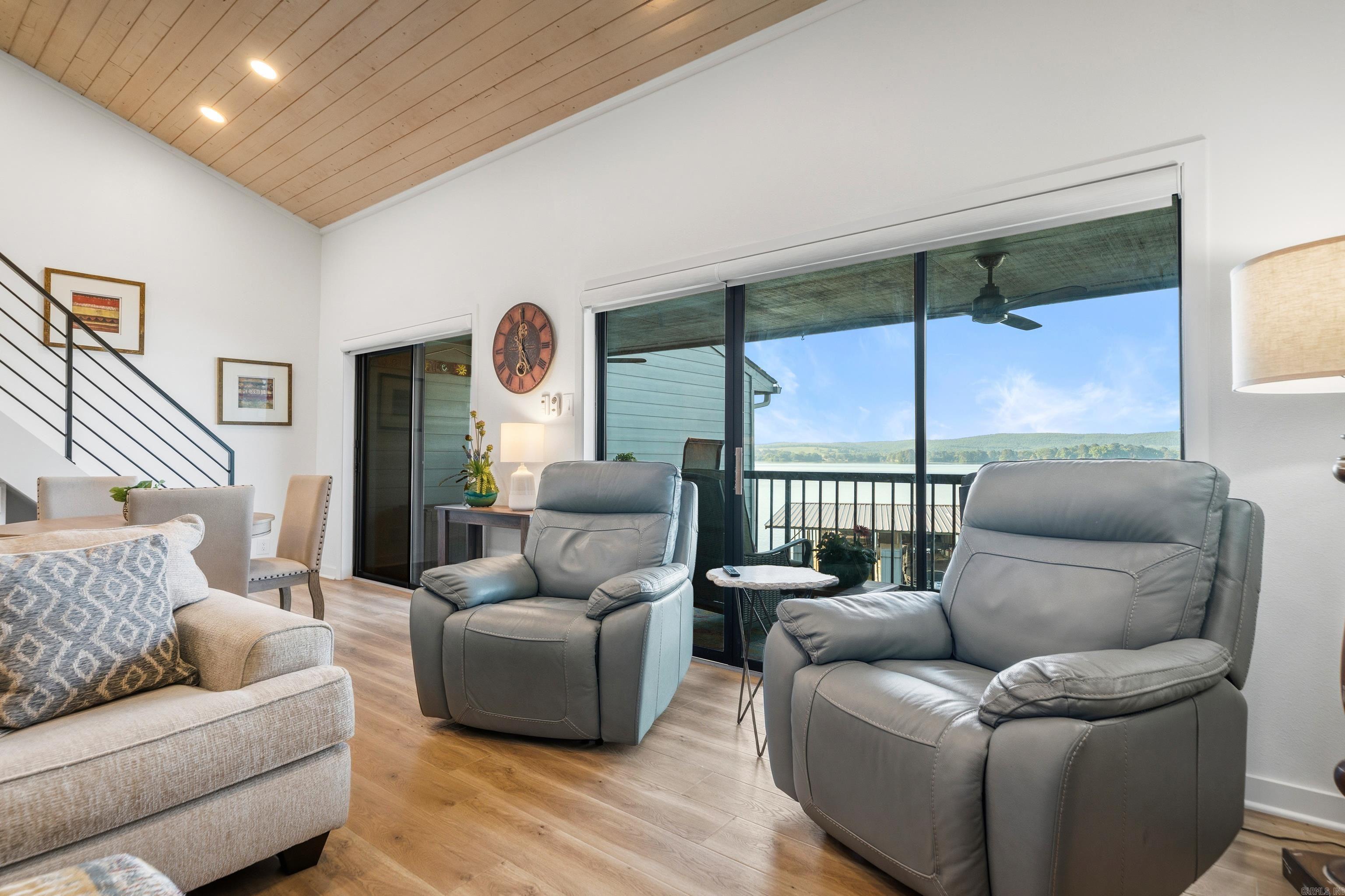 304 Lookout Point Unit: A4