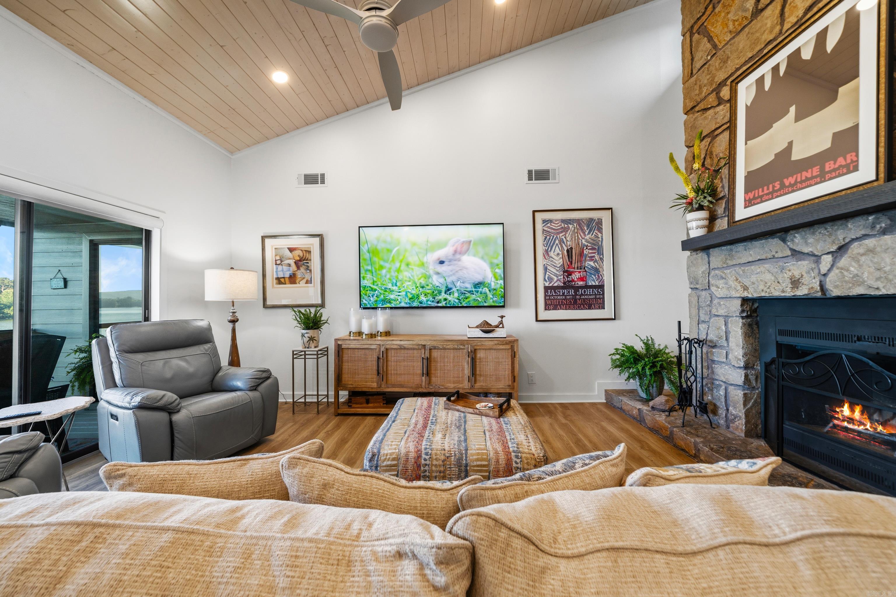 304 Lookout Point Unit: A4