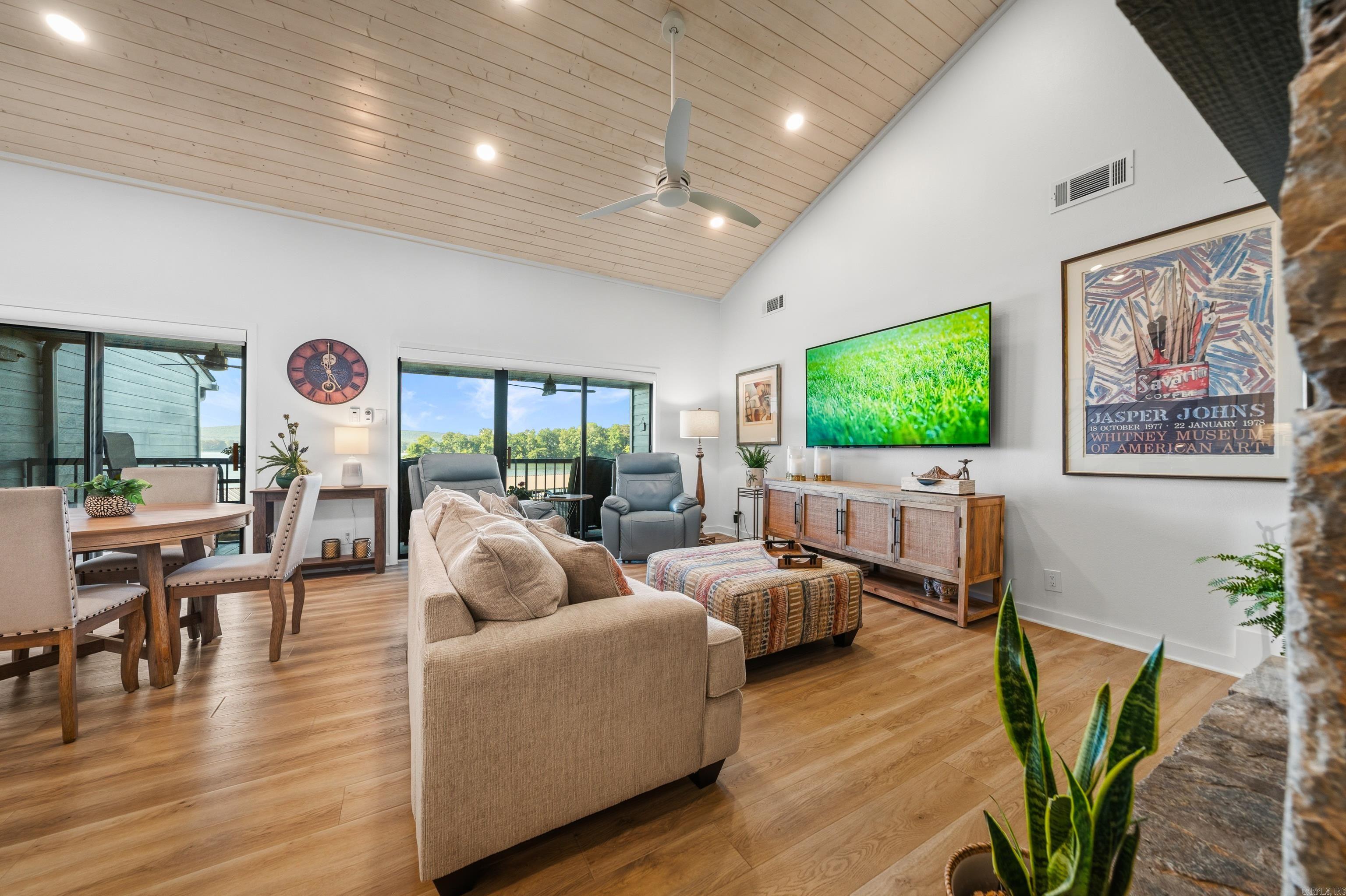 304 Lookout Point Unit: A4