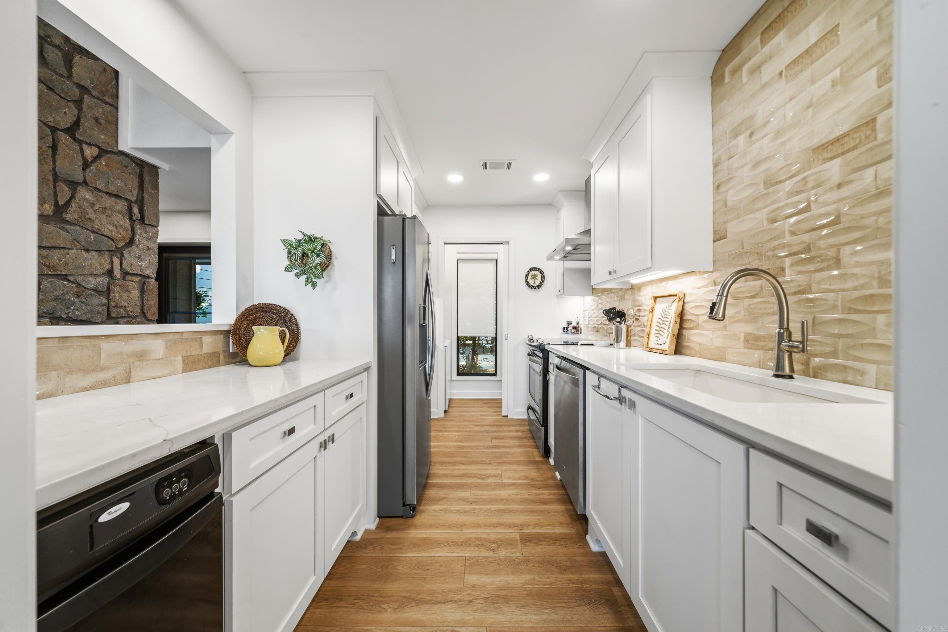 304 Lookout Point Unit: A4