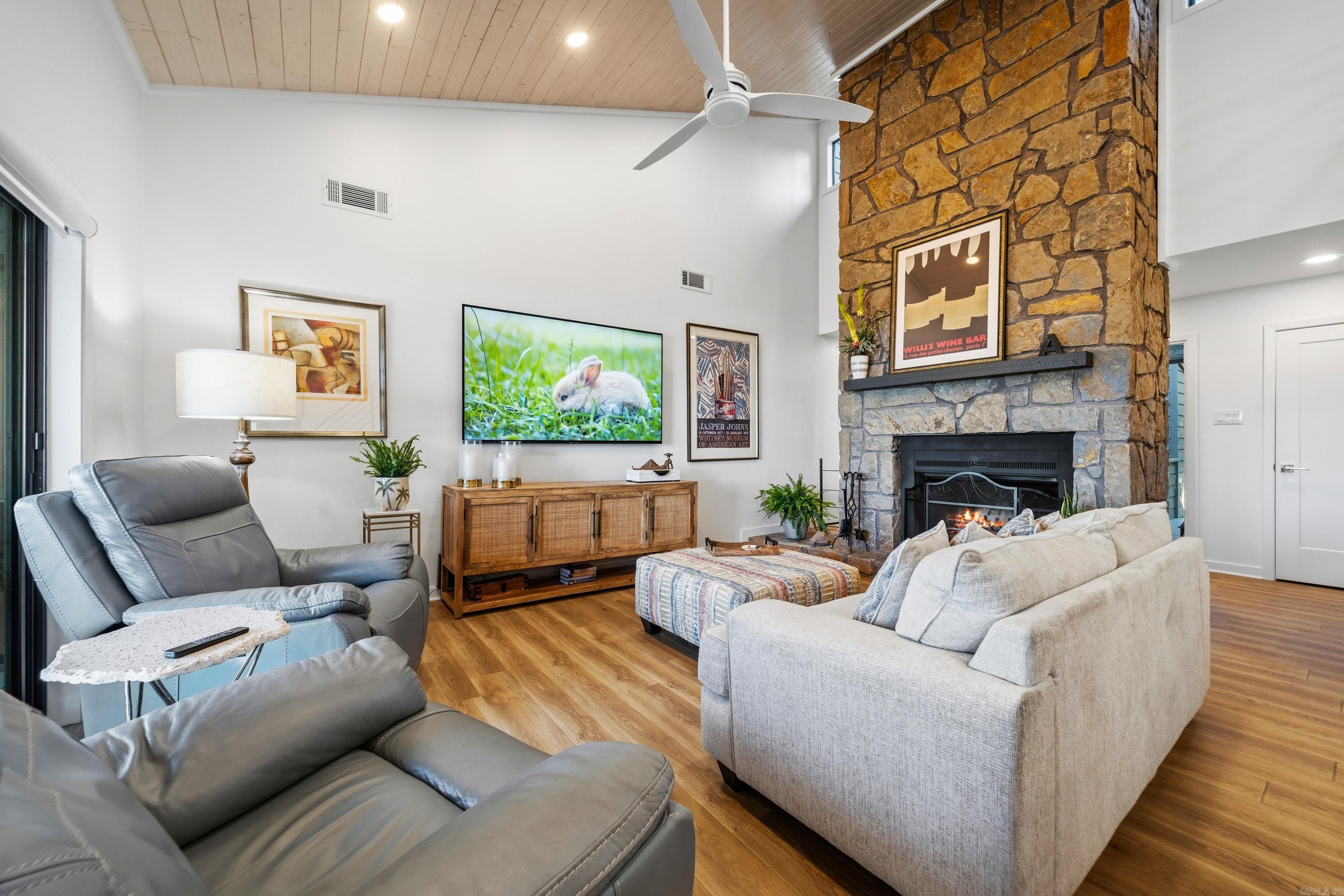 304 Lookout Point Unit: A4