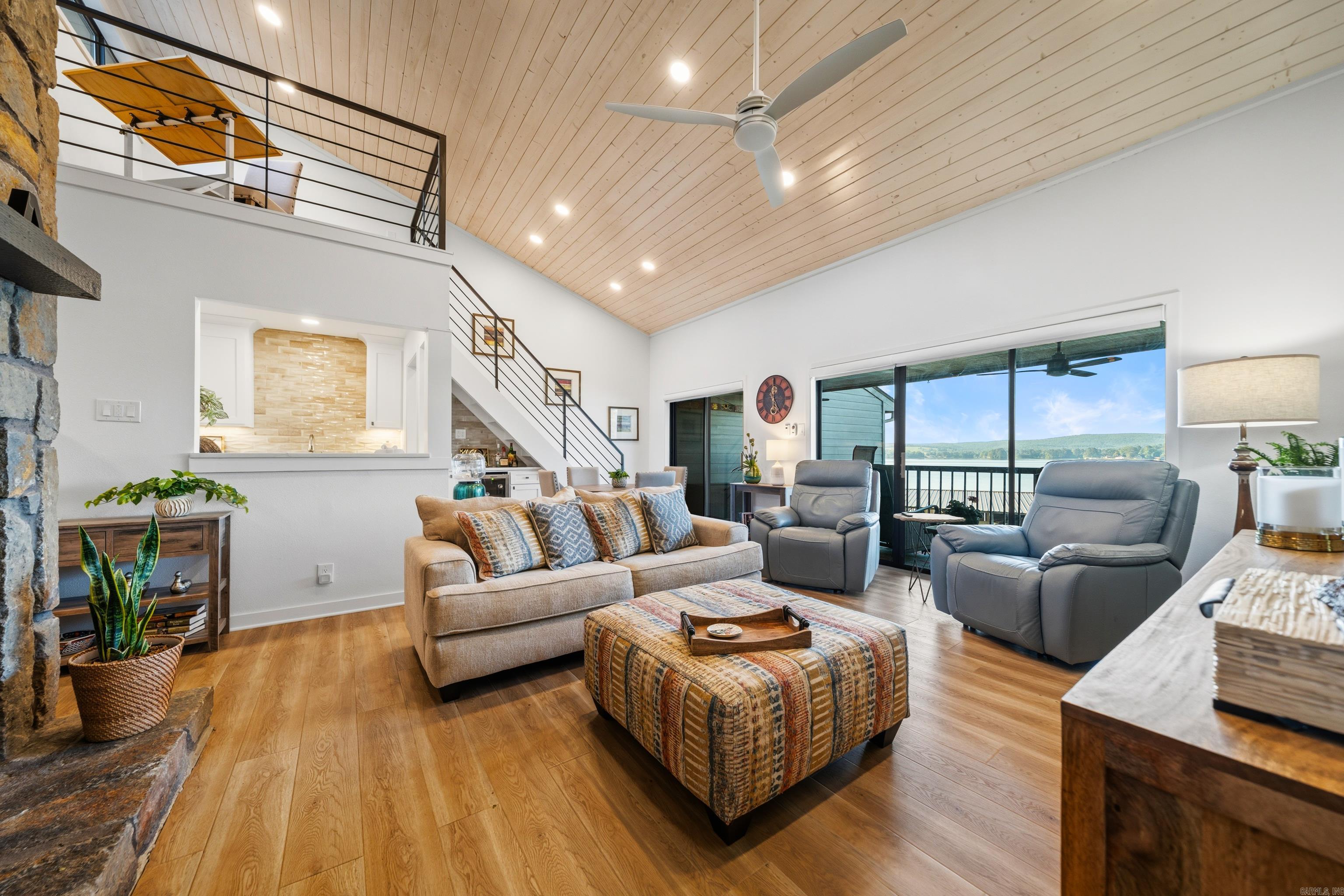 304 Lookout Point Unit: A4