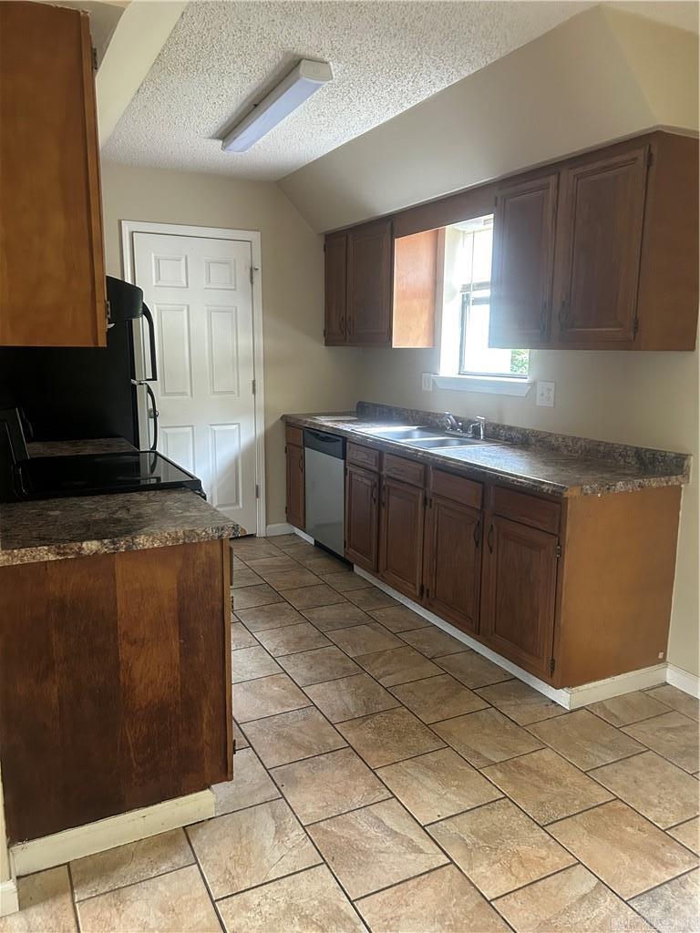 1341 S Tampa