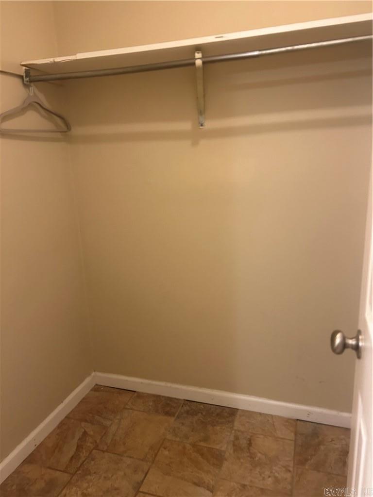 1341 S Tampa