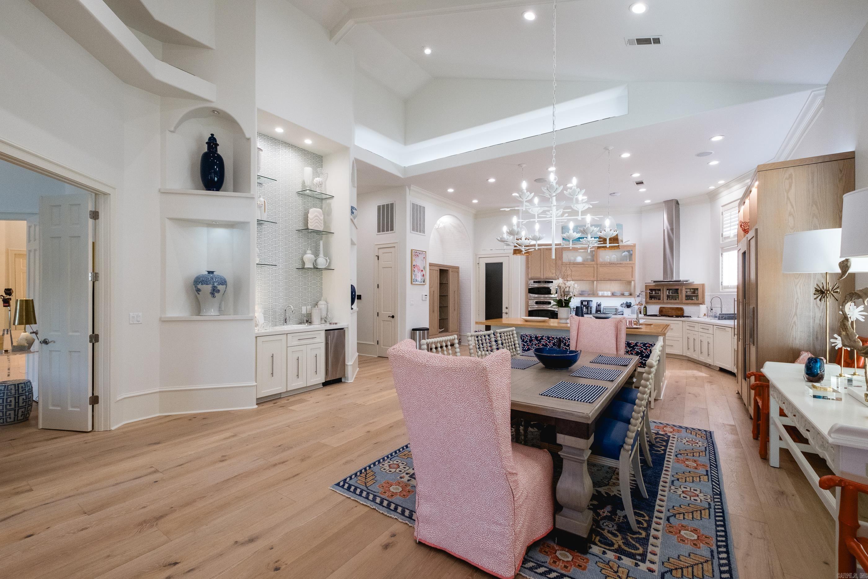 329 Paradise Point