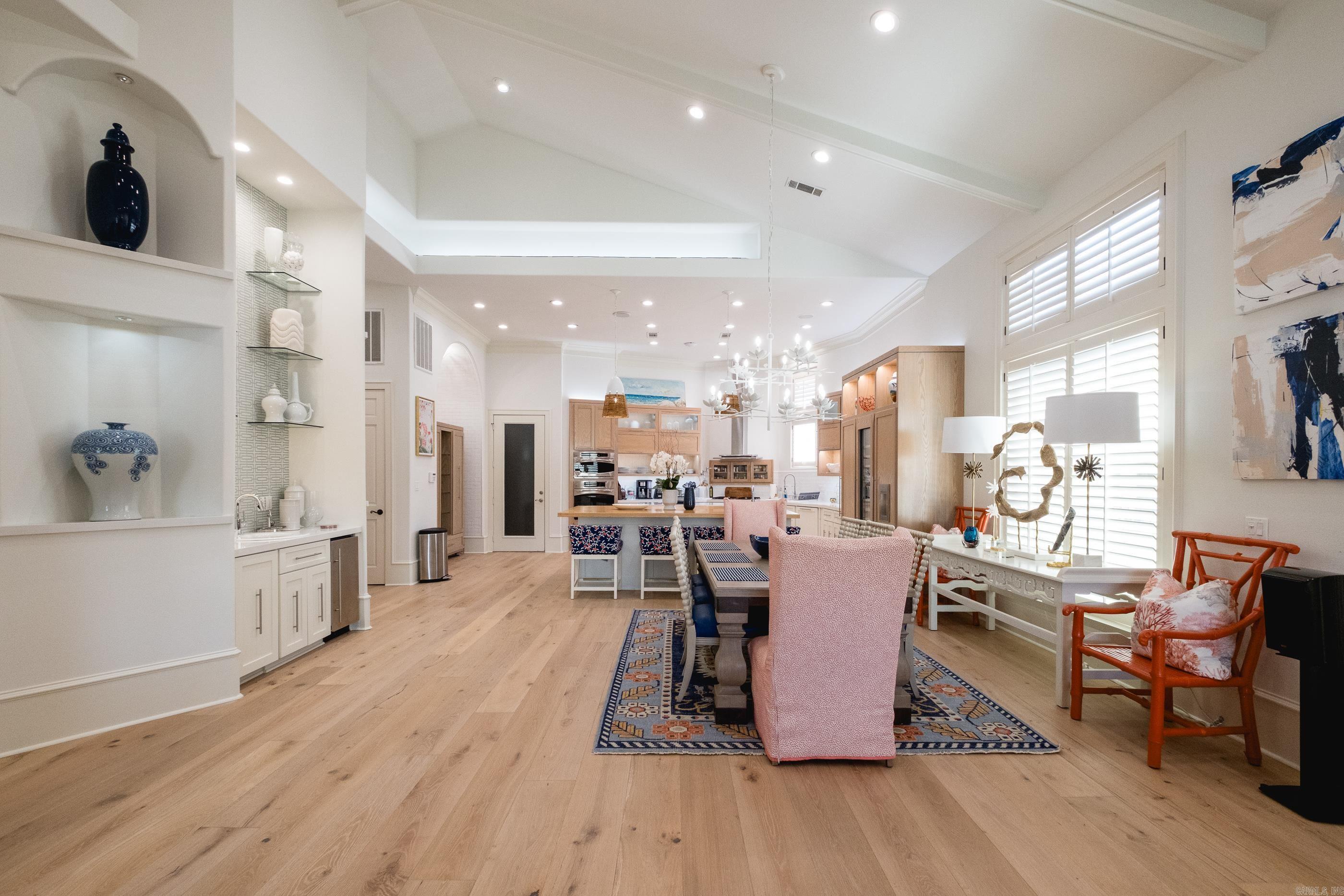 329 Paradise Point