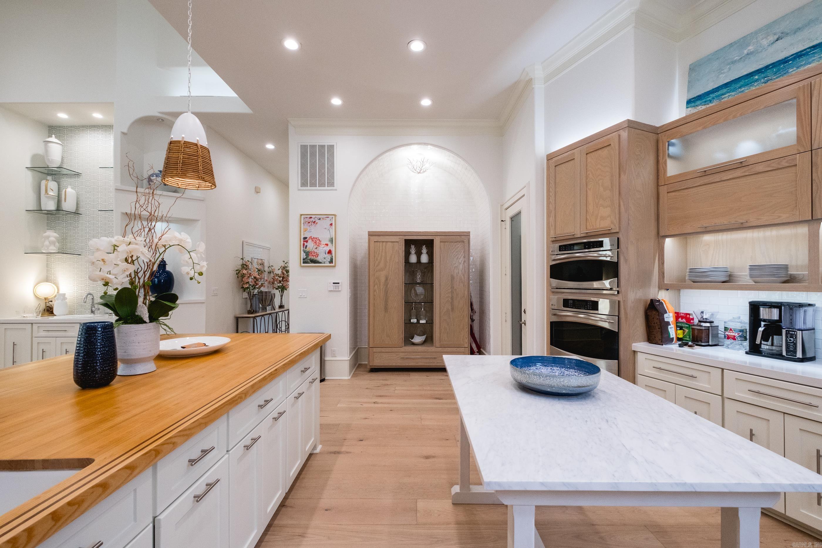 329 Paradise Point