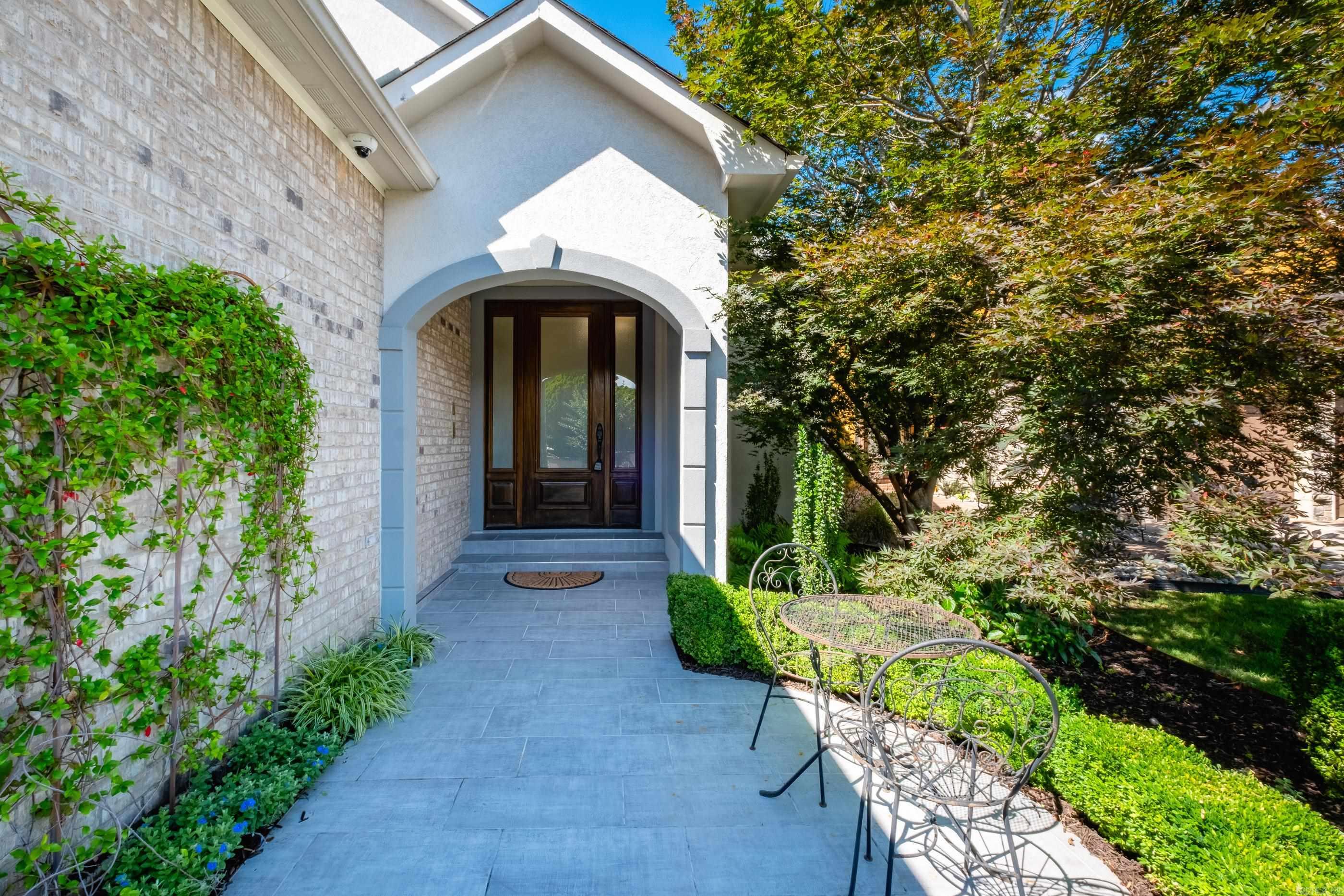 329 Paradise Point