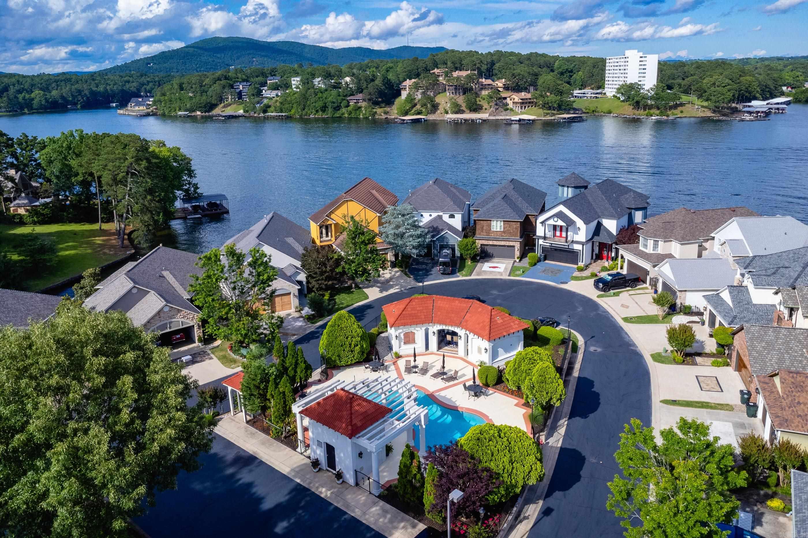 329 Paradise Point