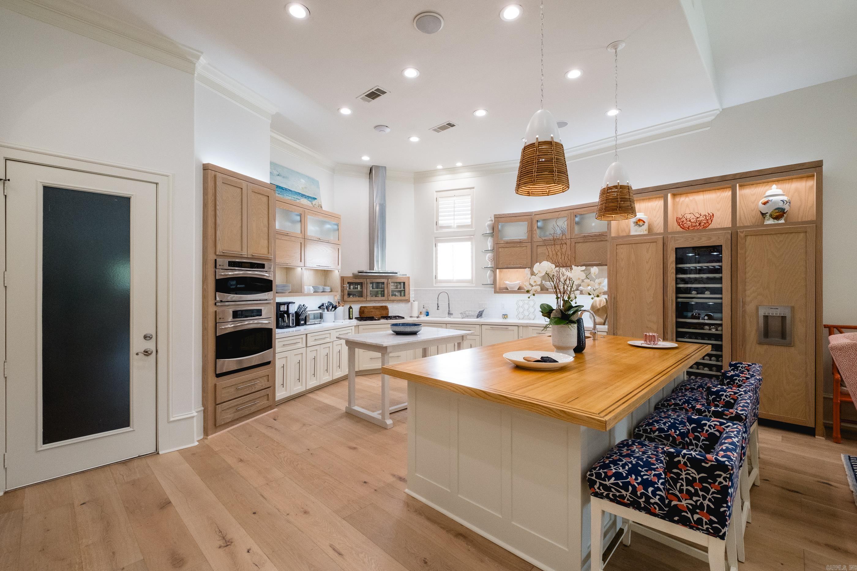 329 Paradise Point