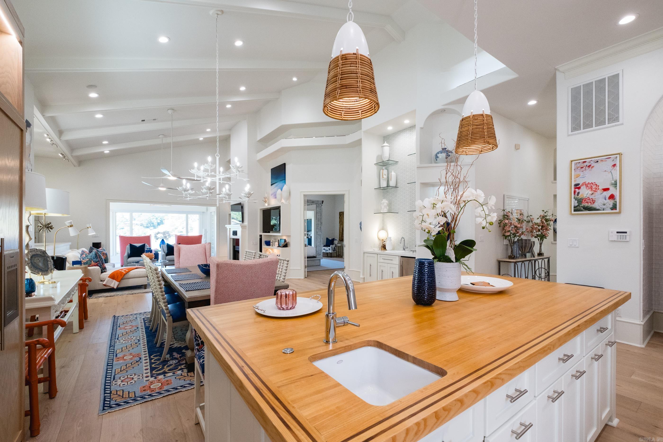 329 Paradise Point