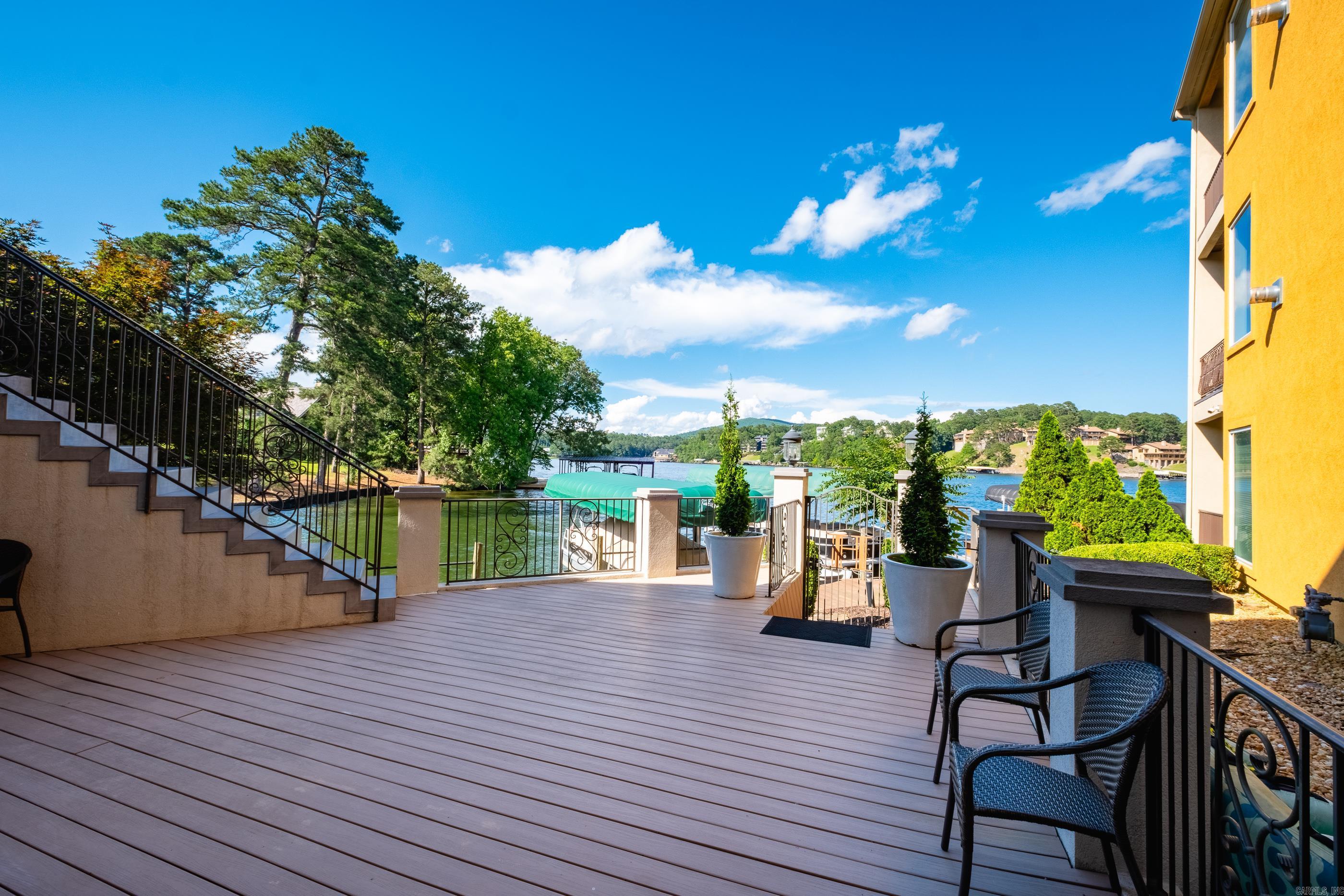 329 Paradise Point