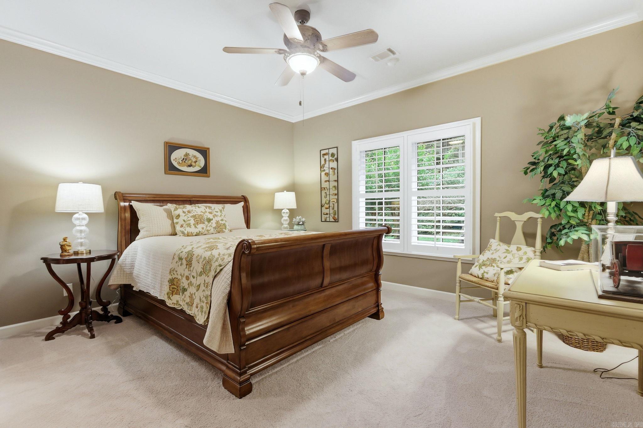 8 Carriage Court