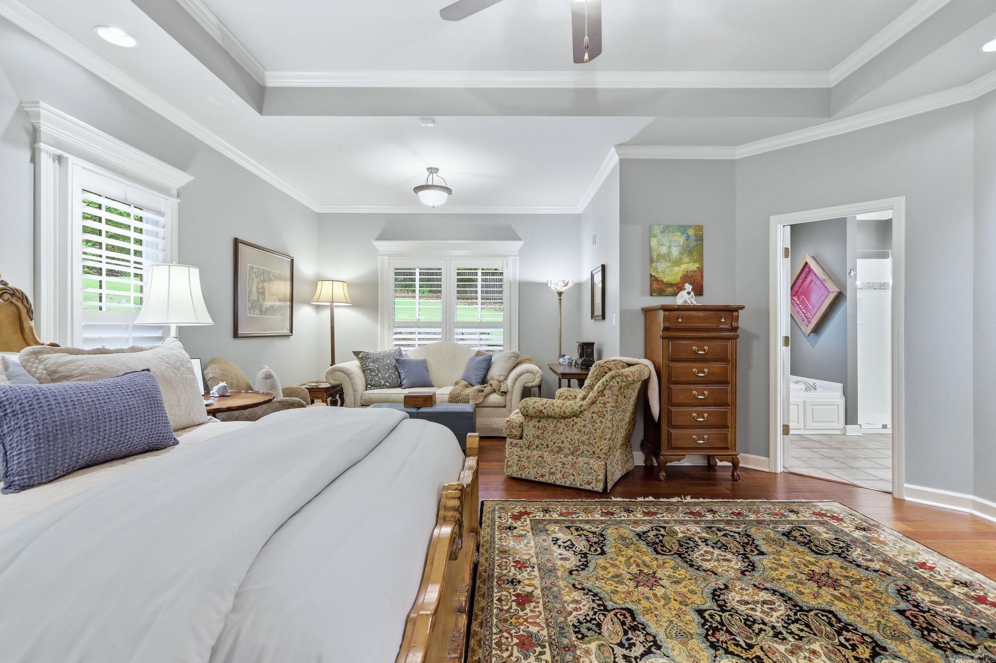 8 Carriage Court