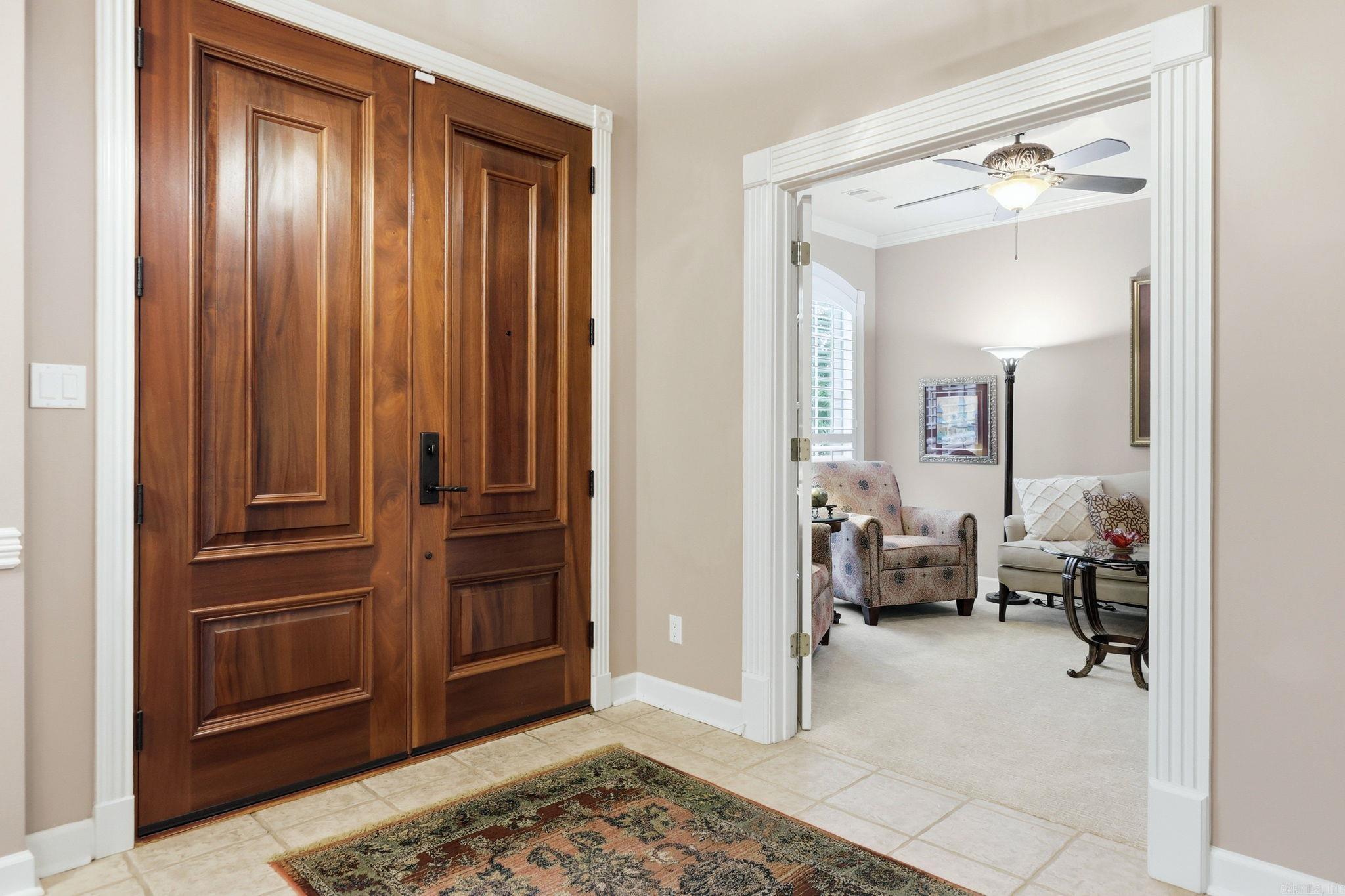 8 Carriage Court