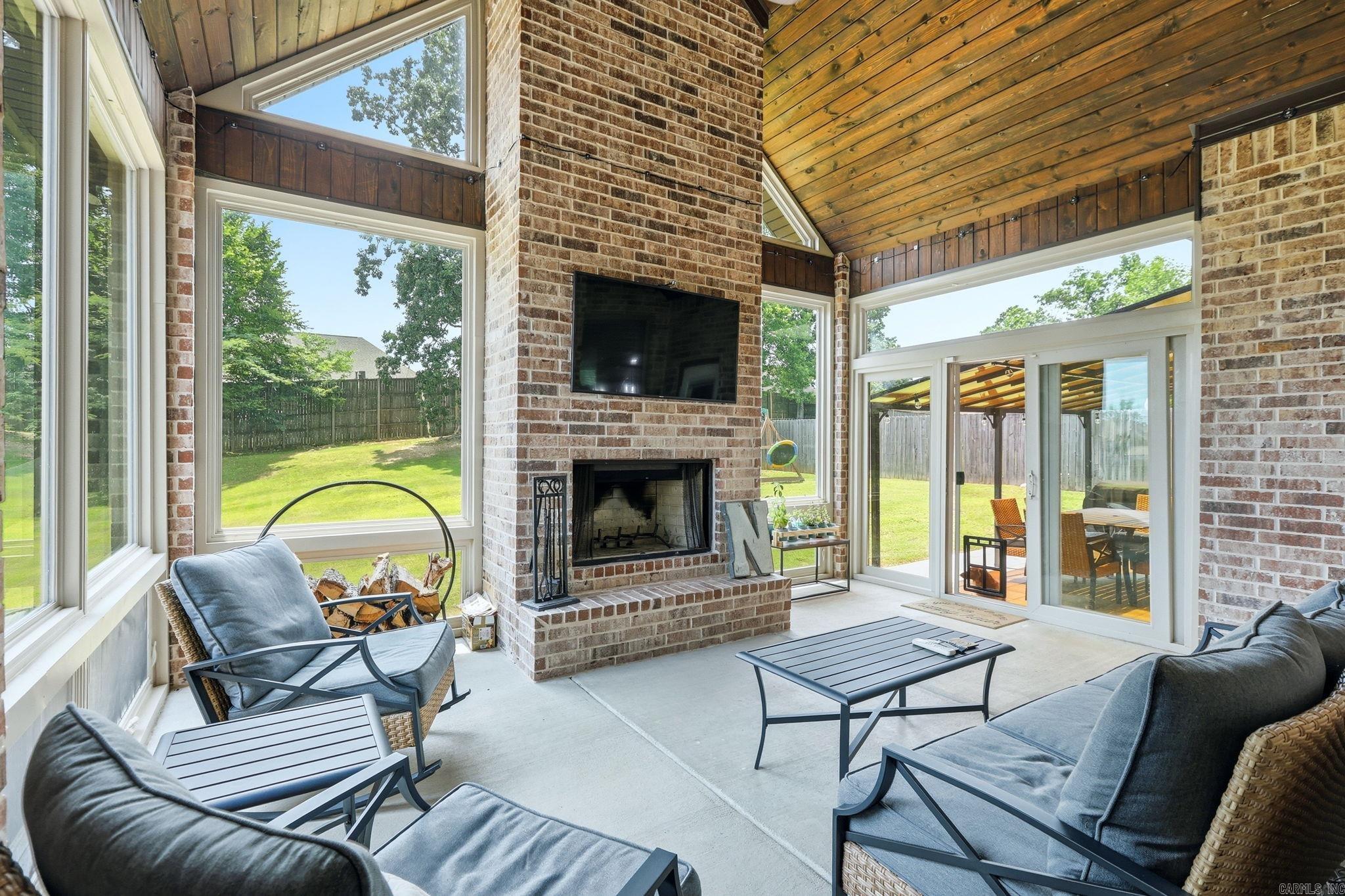 2613 Aberdeen Drive