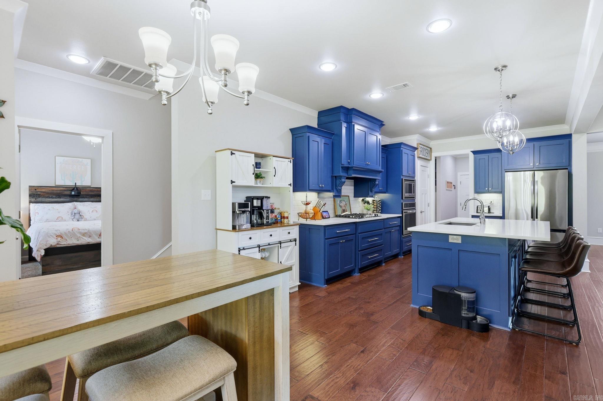2613 Aberdeen Drive
