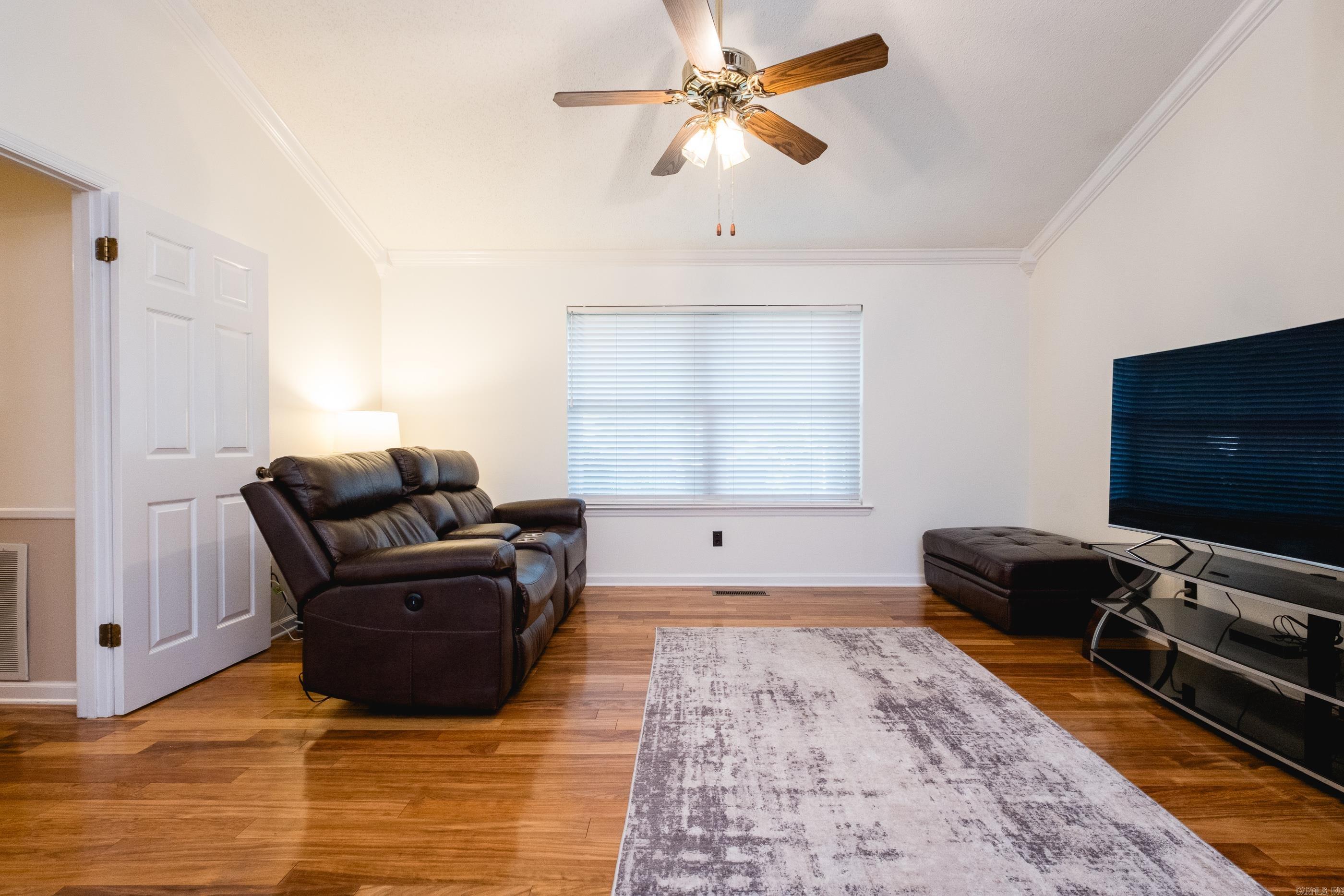 1817 Mill Creek Circle