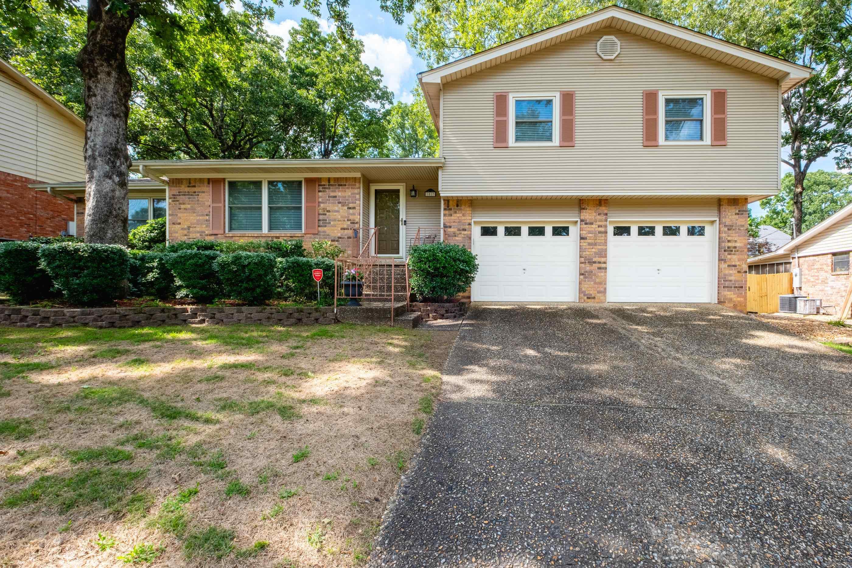 1817 Mill Creek Circle