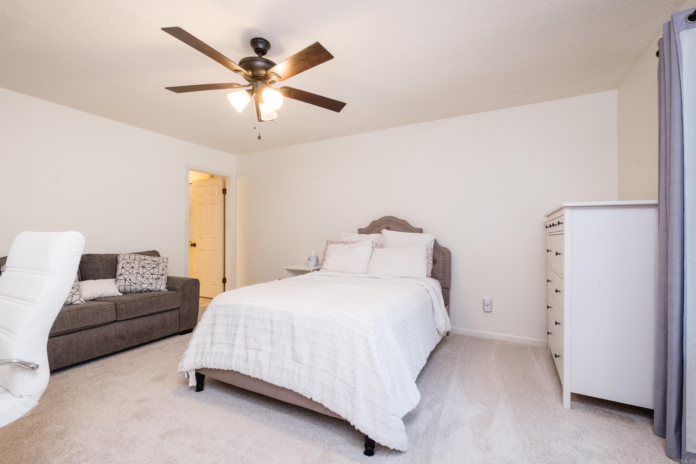 1817 Mill Creek Circle