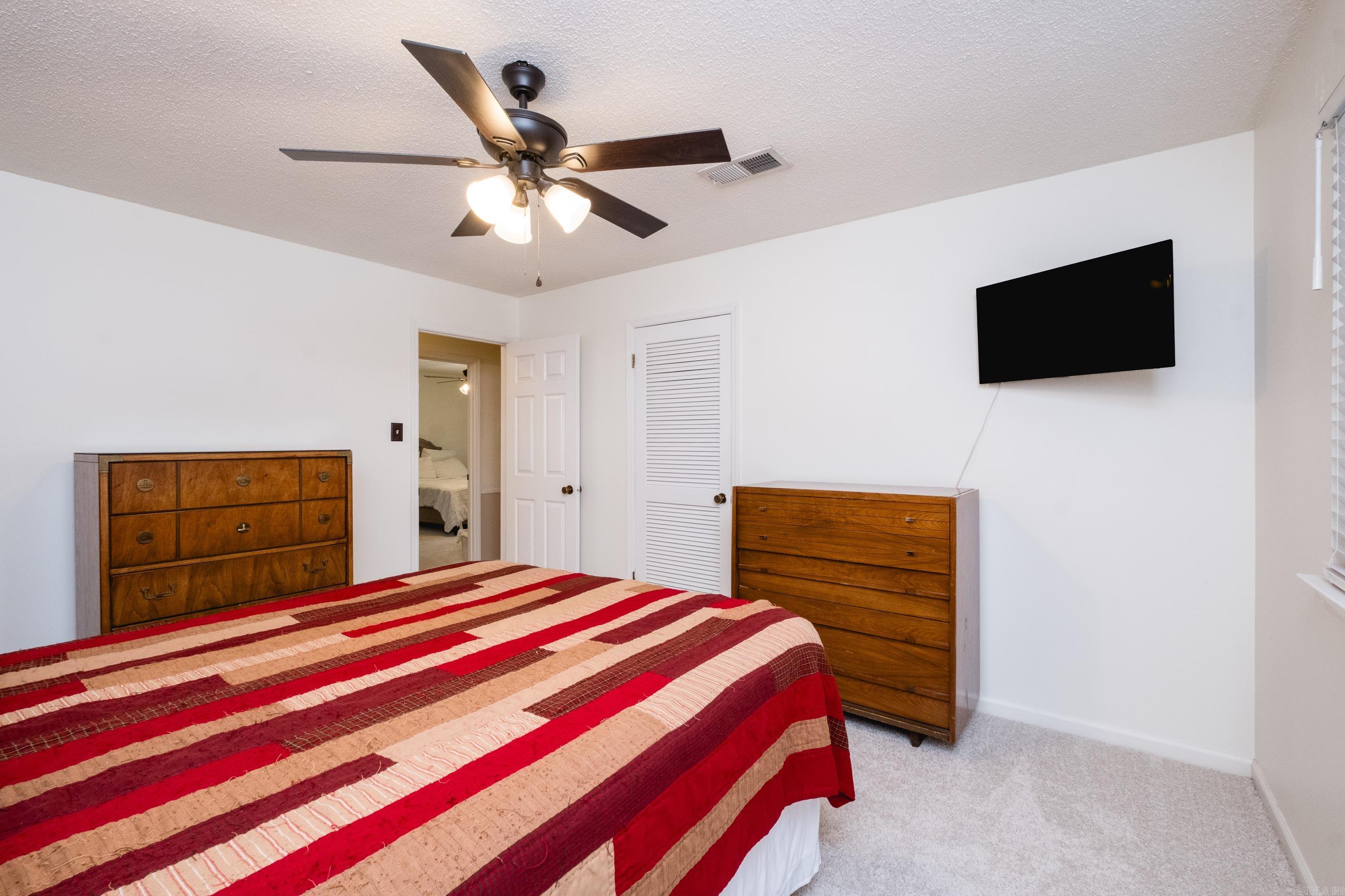 1817 Mill Creek Circle