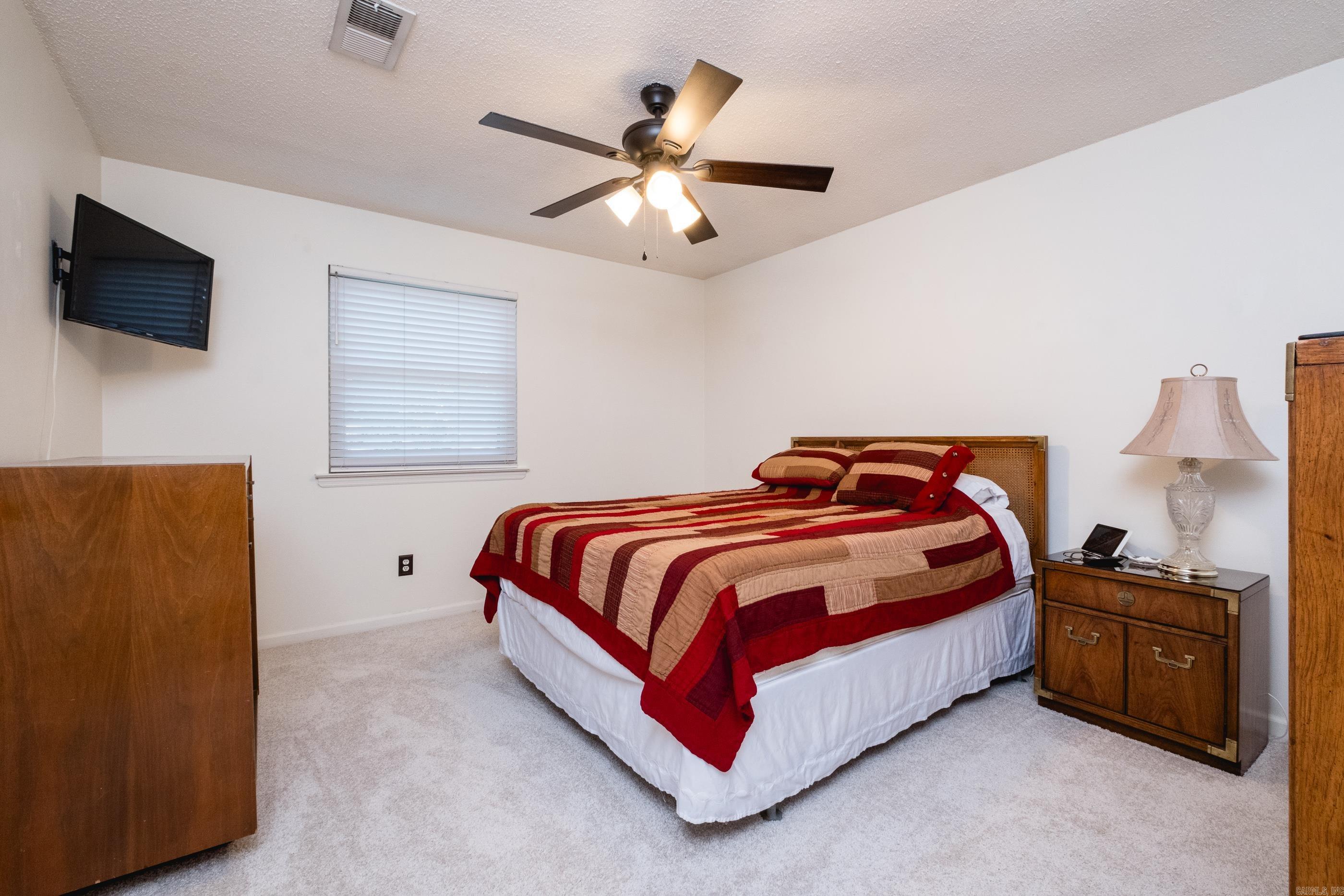 1817 Mill Creek Circle