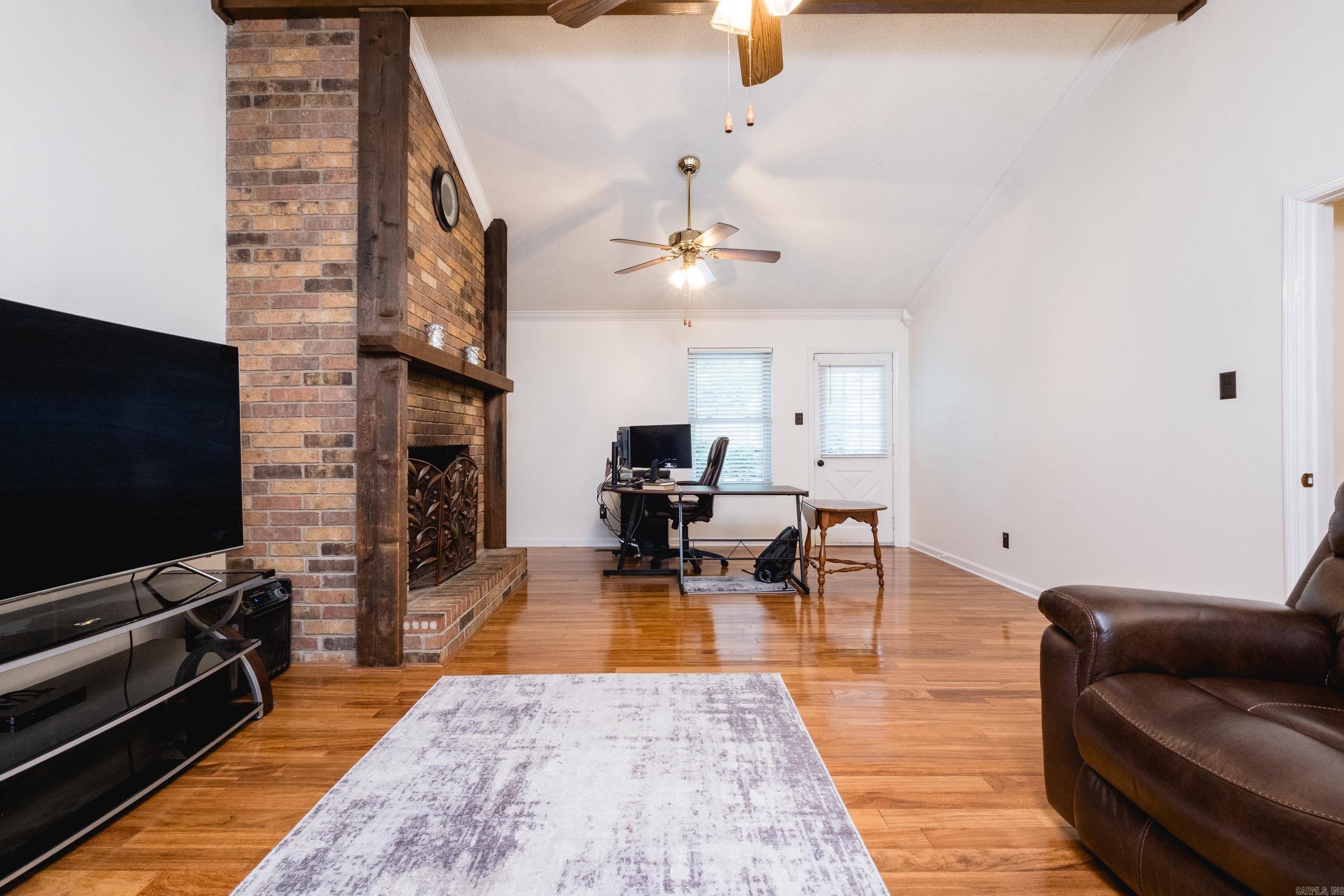 1817 Mill Creek Circle