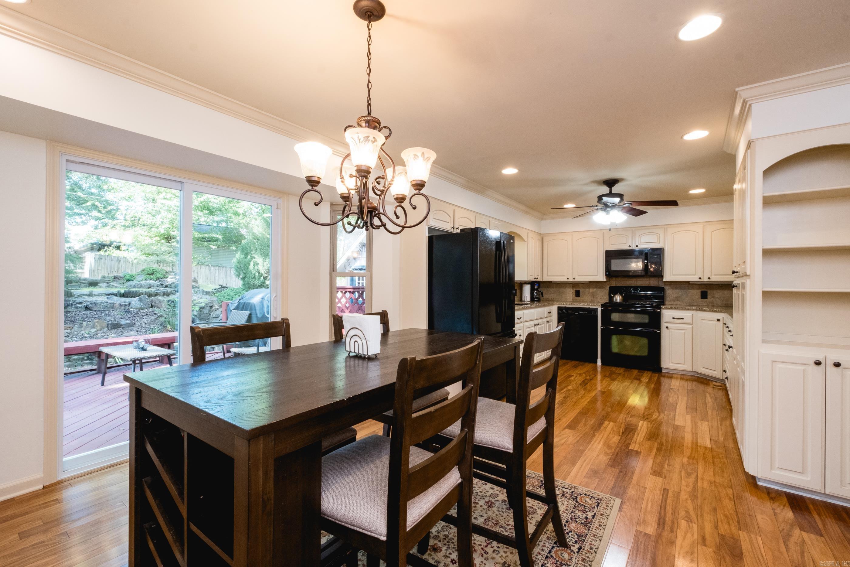 1817 Mill Creek Circle