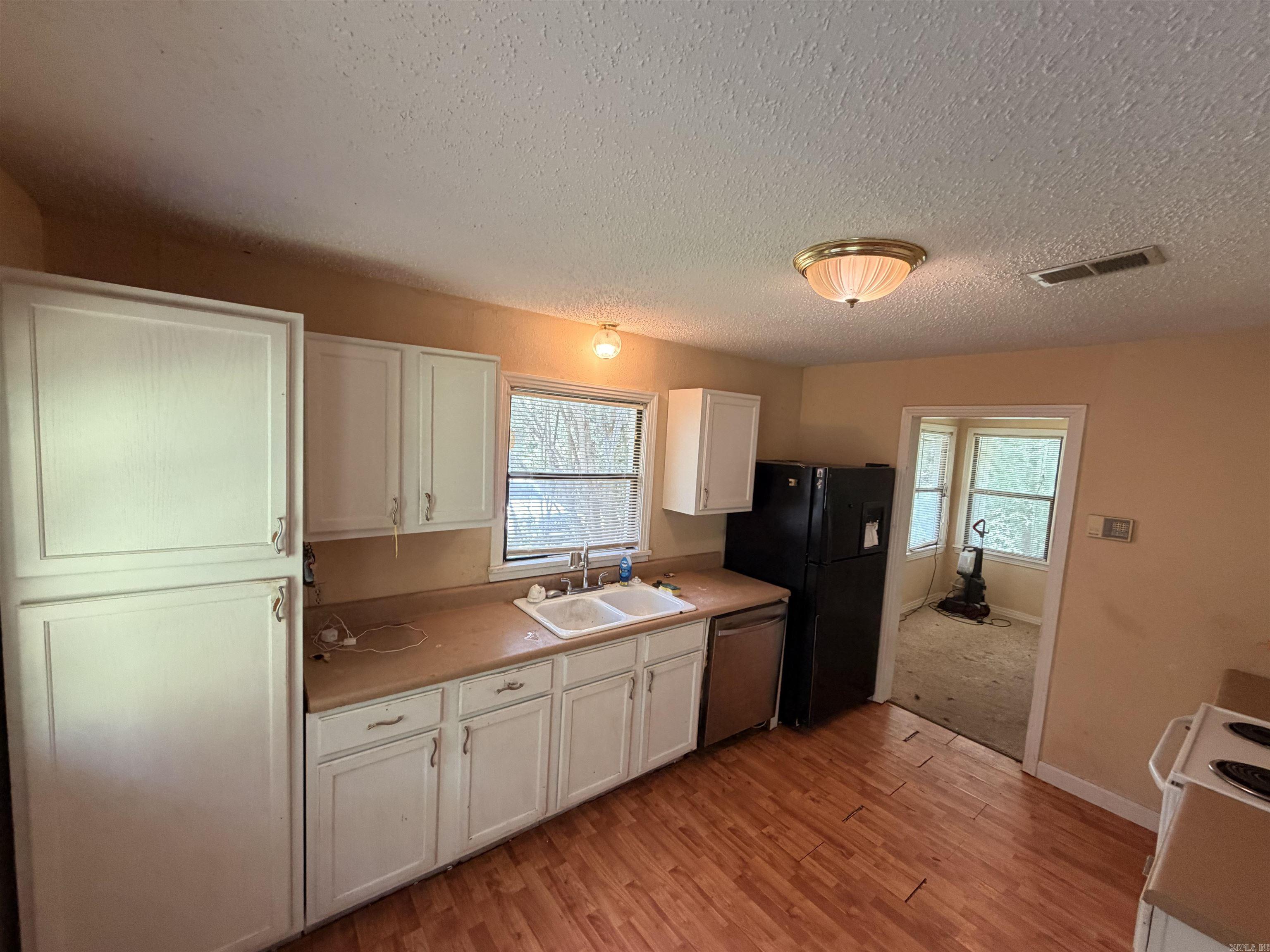 136 Scenic Hill