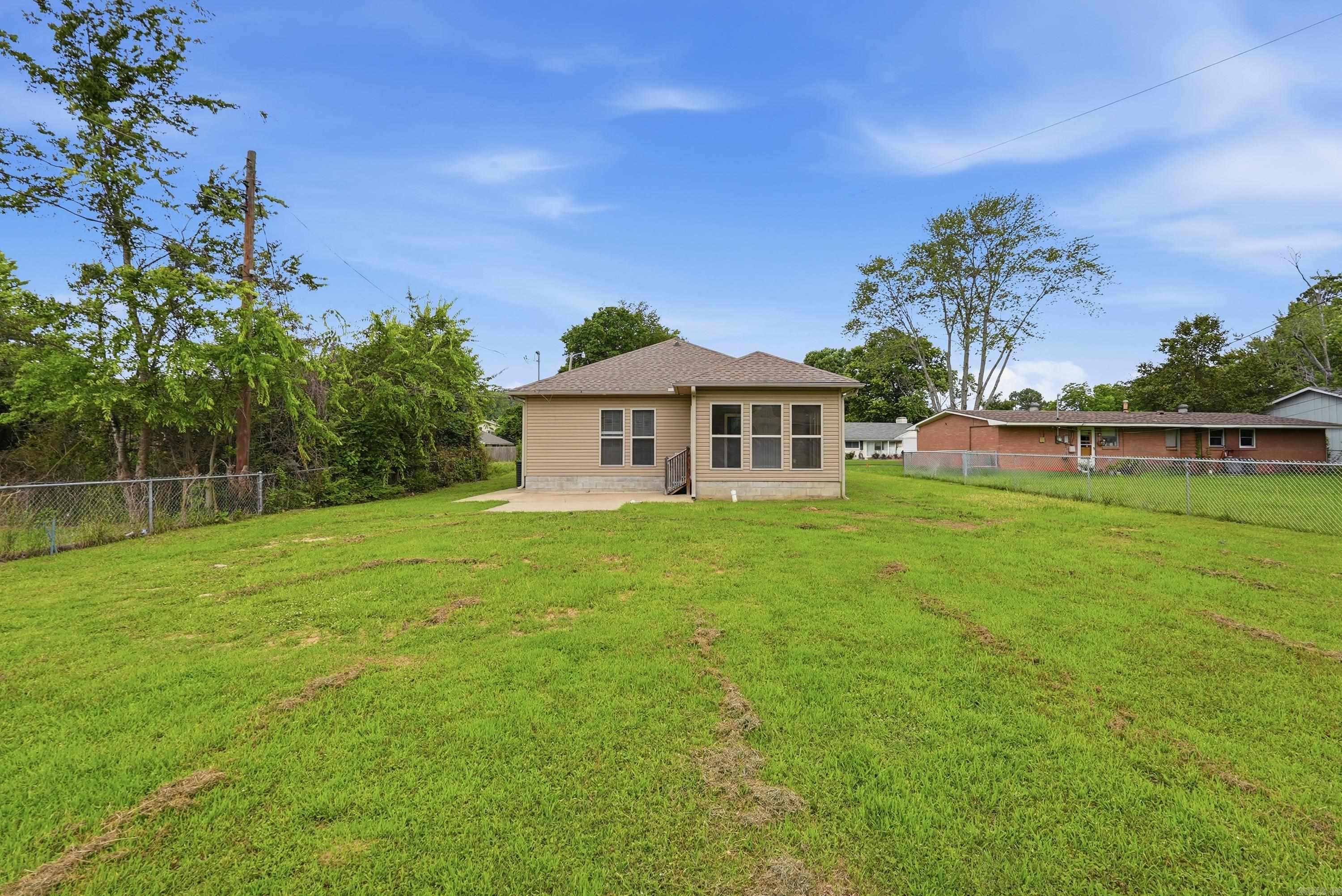 11 Brooklawn Drive