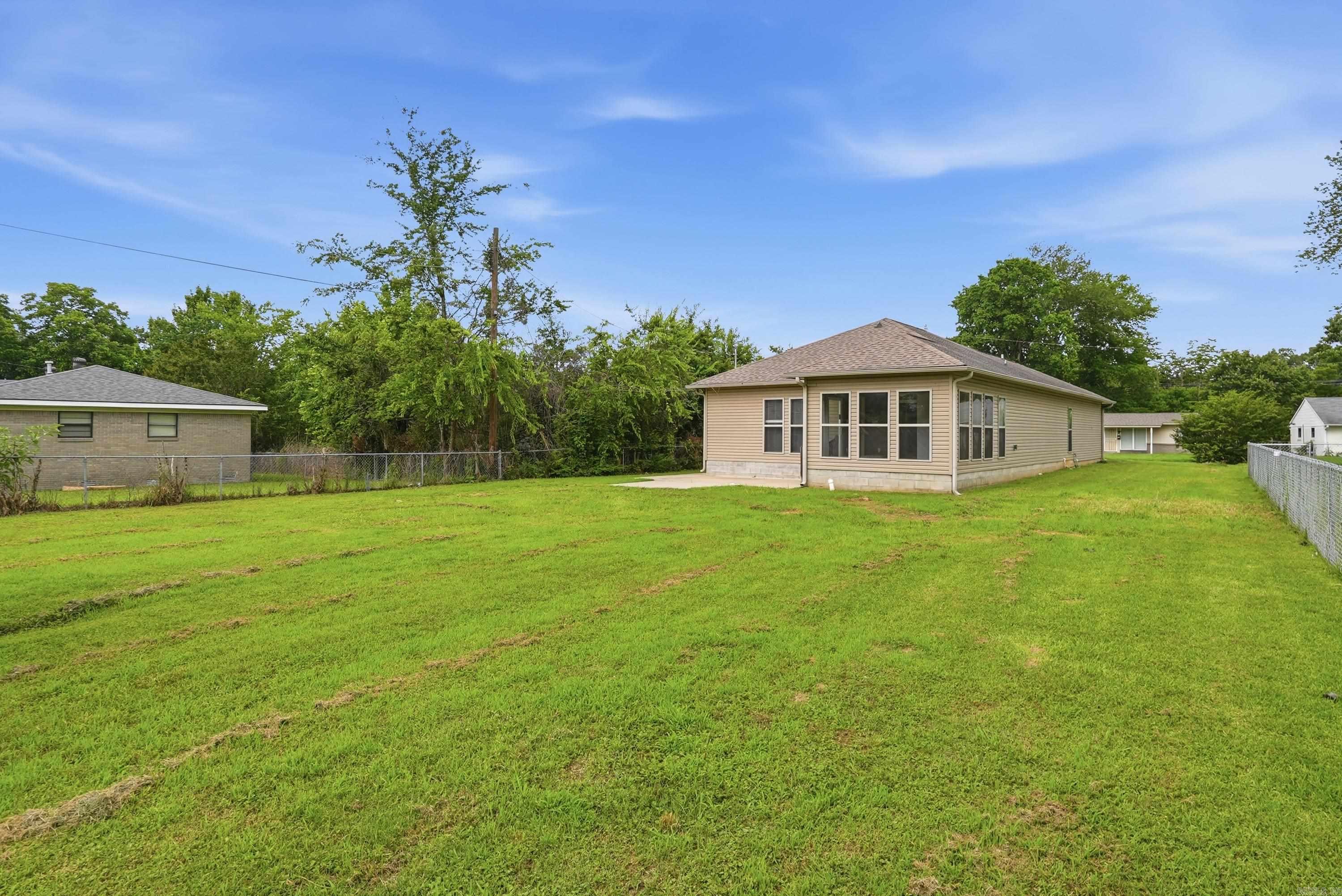 11 Brooklawn Drive