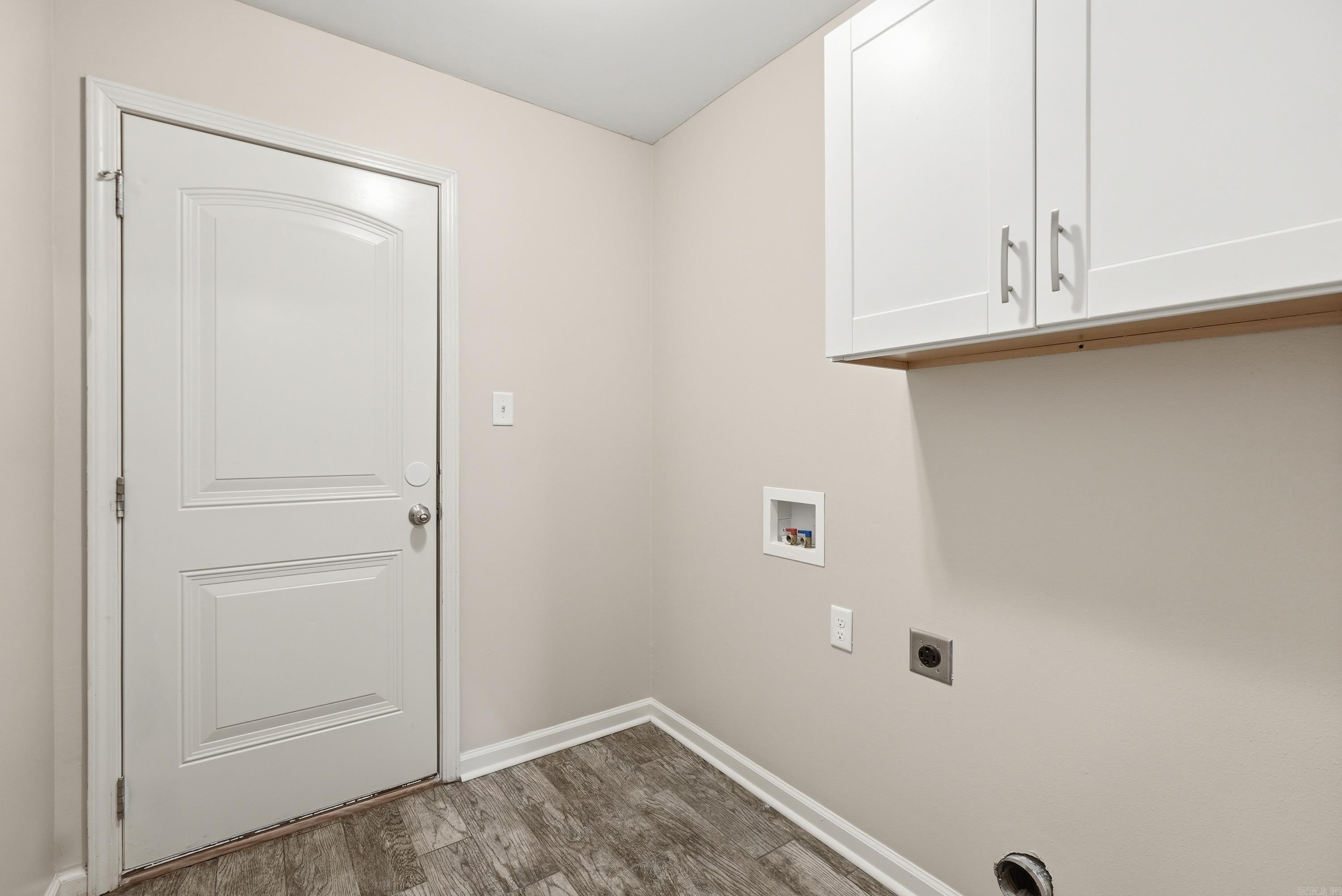 11 Brooklawn Drive