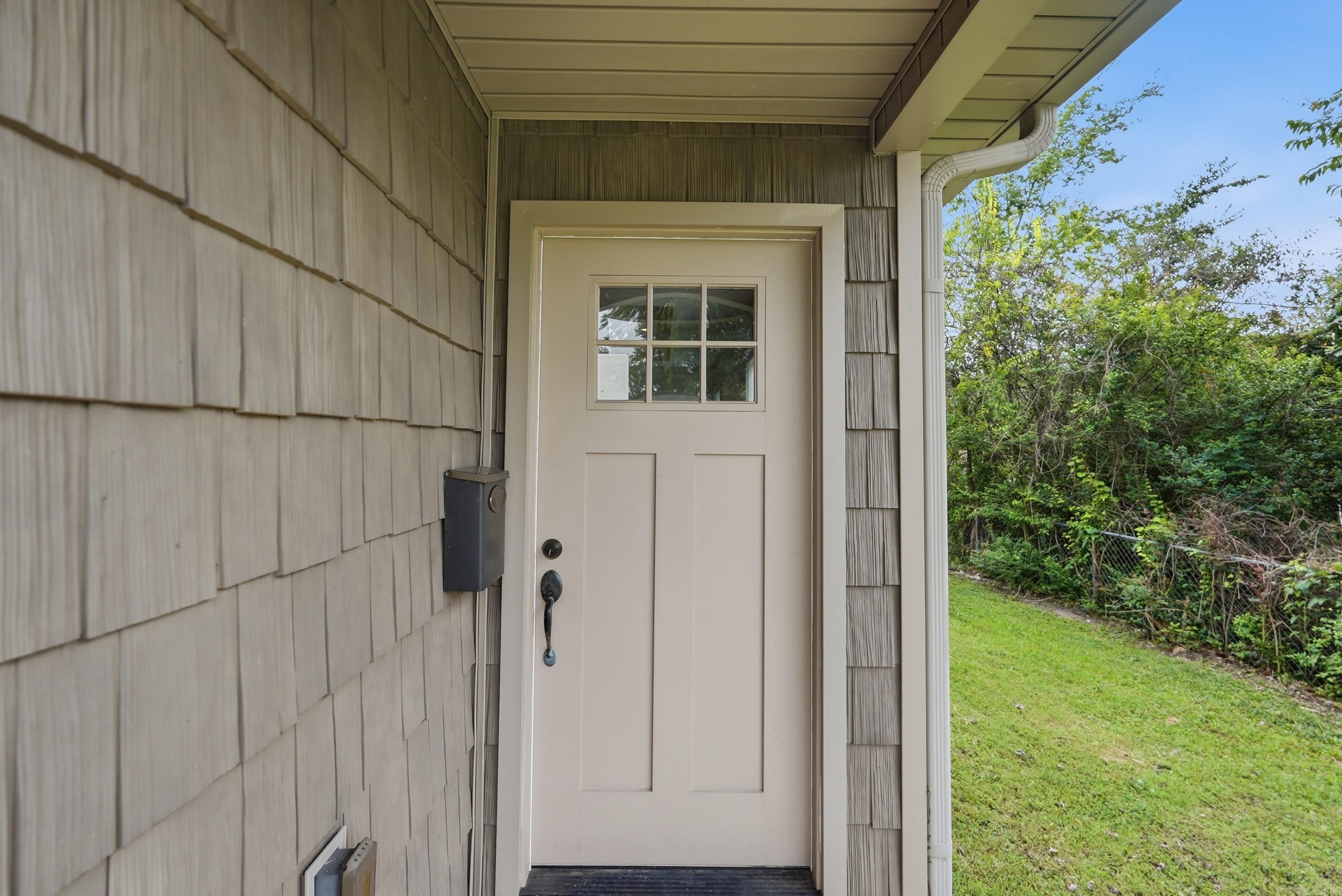 11 Brooklawn Drive