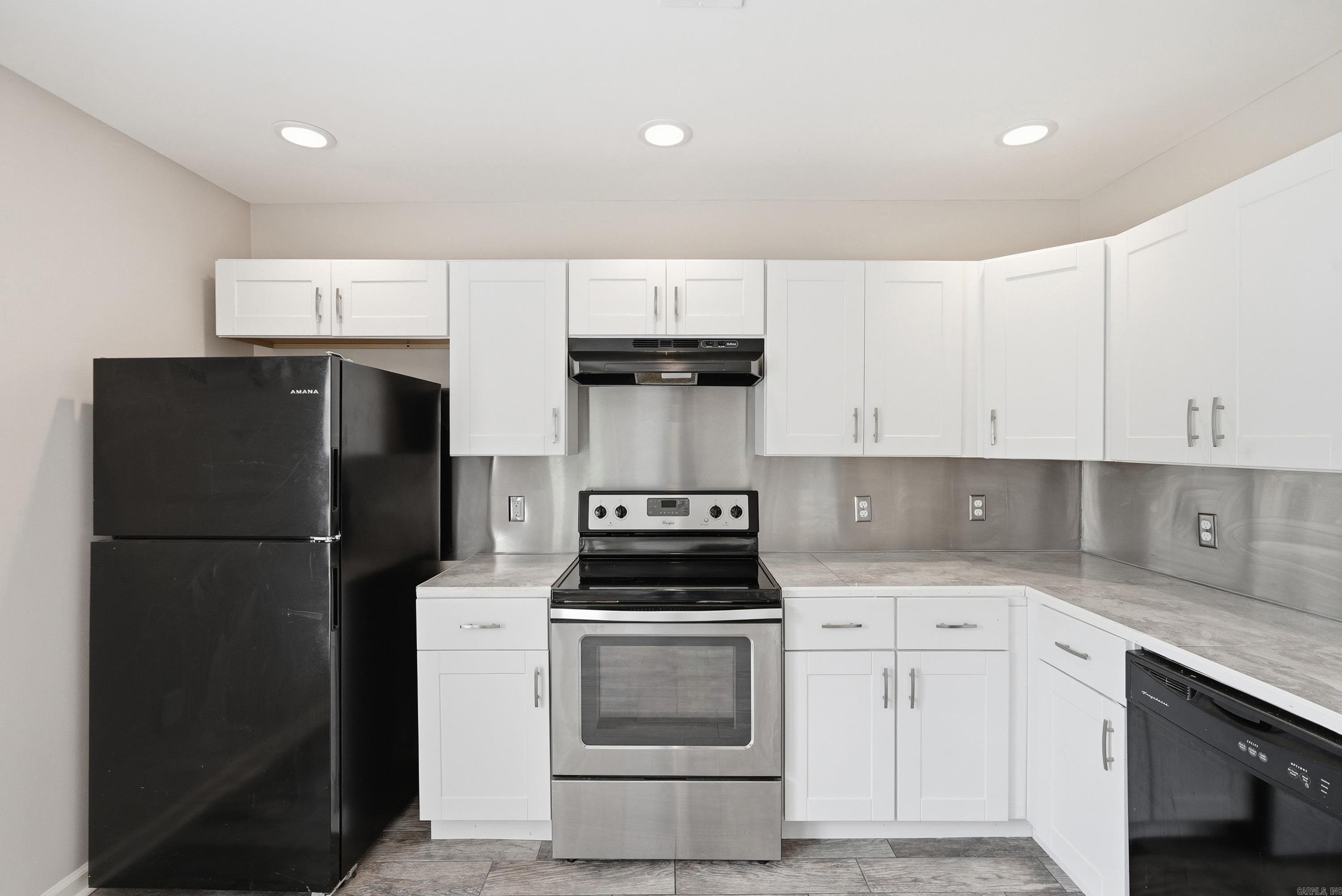 11 Brooklawn Drive