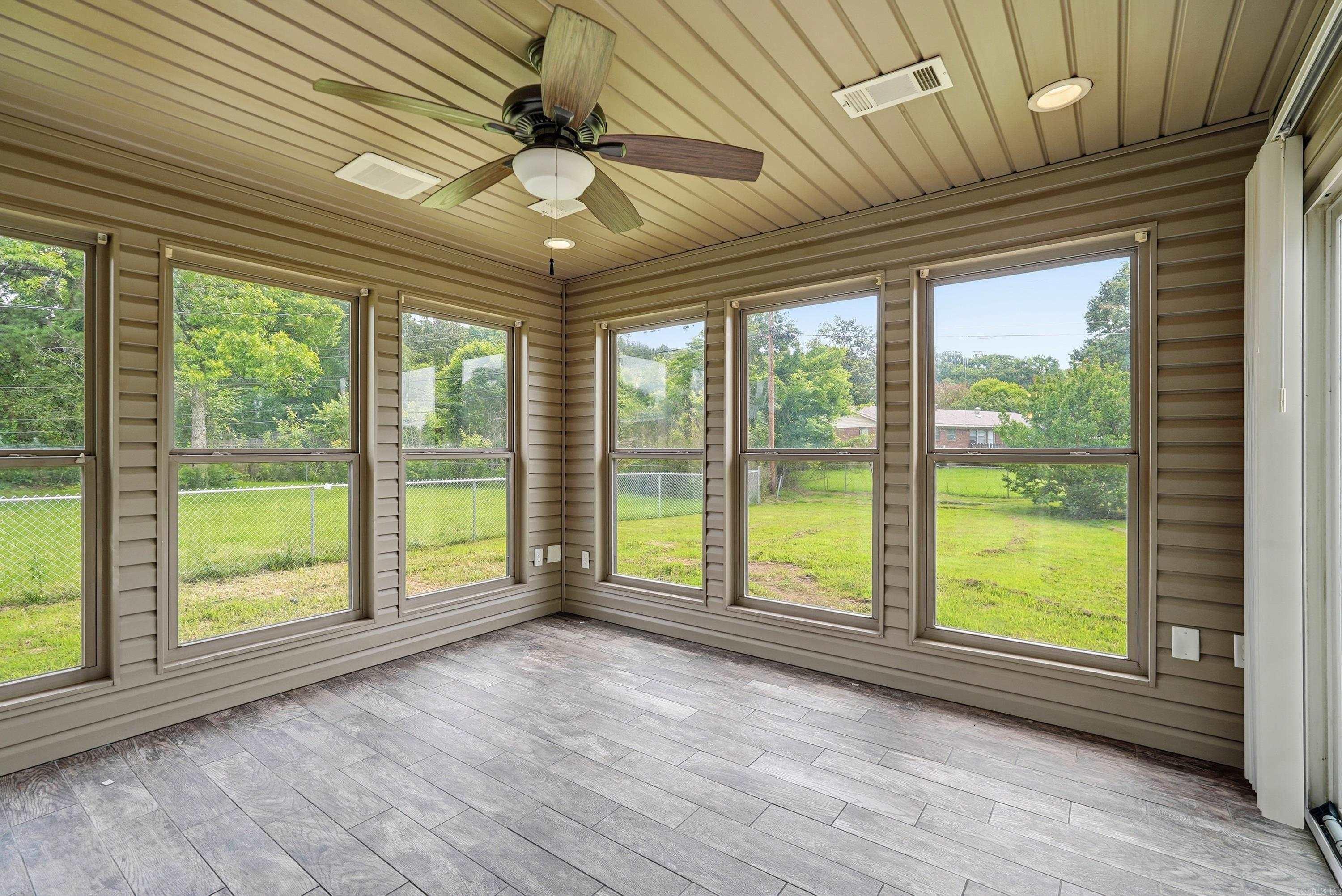 11 Brooklawn Drive