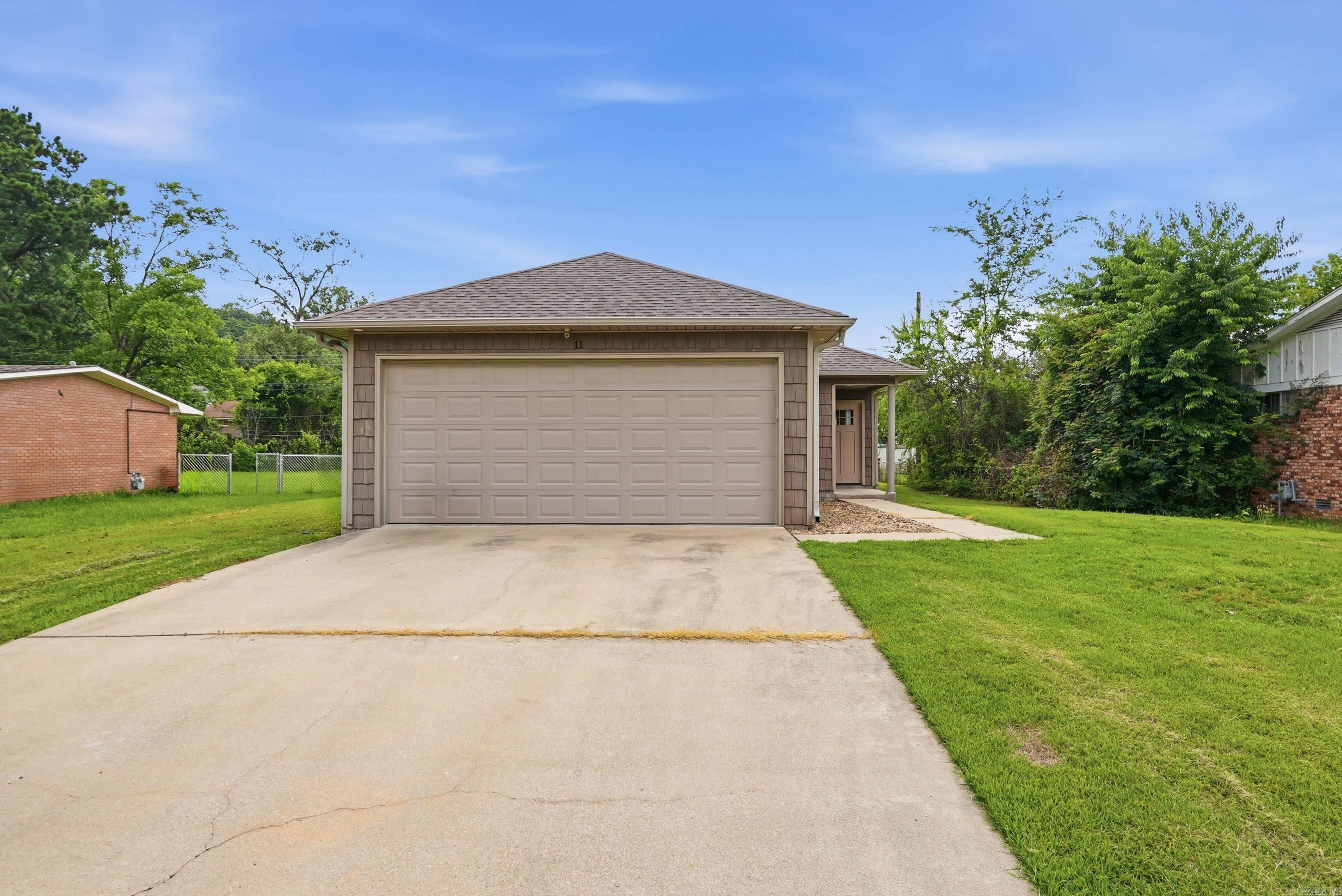 11 Brooklawn Drive