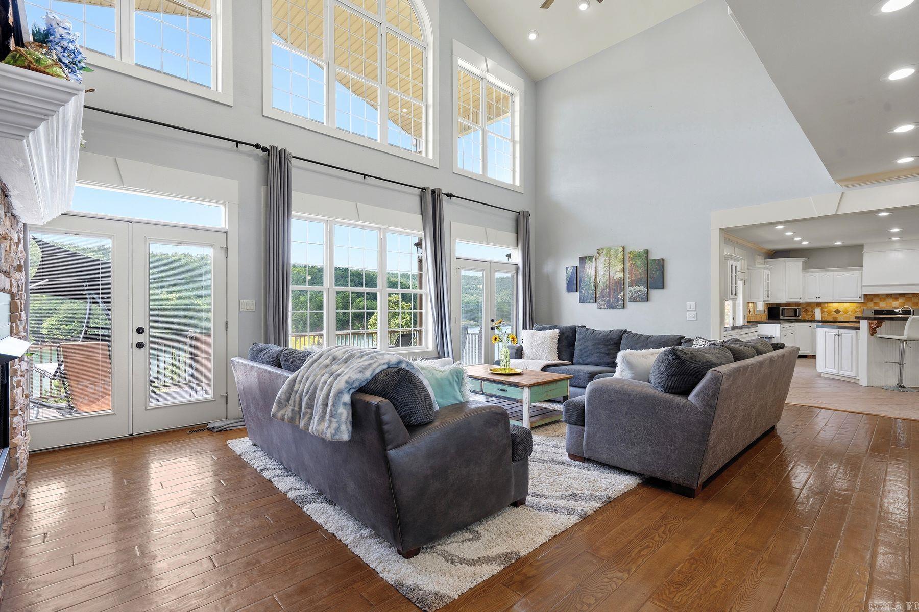 754 Peaceful Valley Road