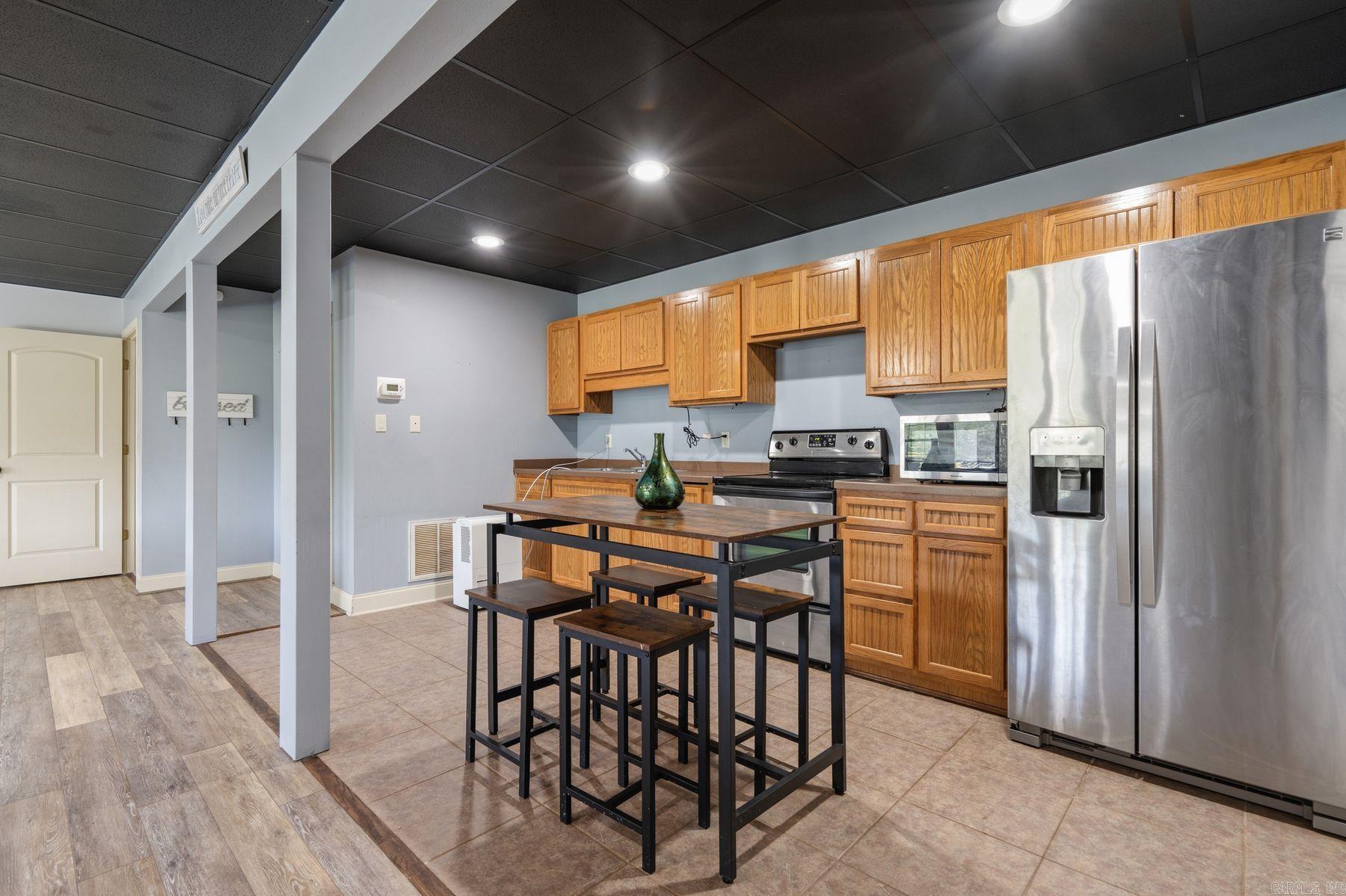 754 Peaceful Valley Road